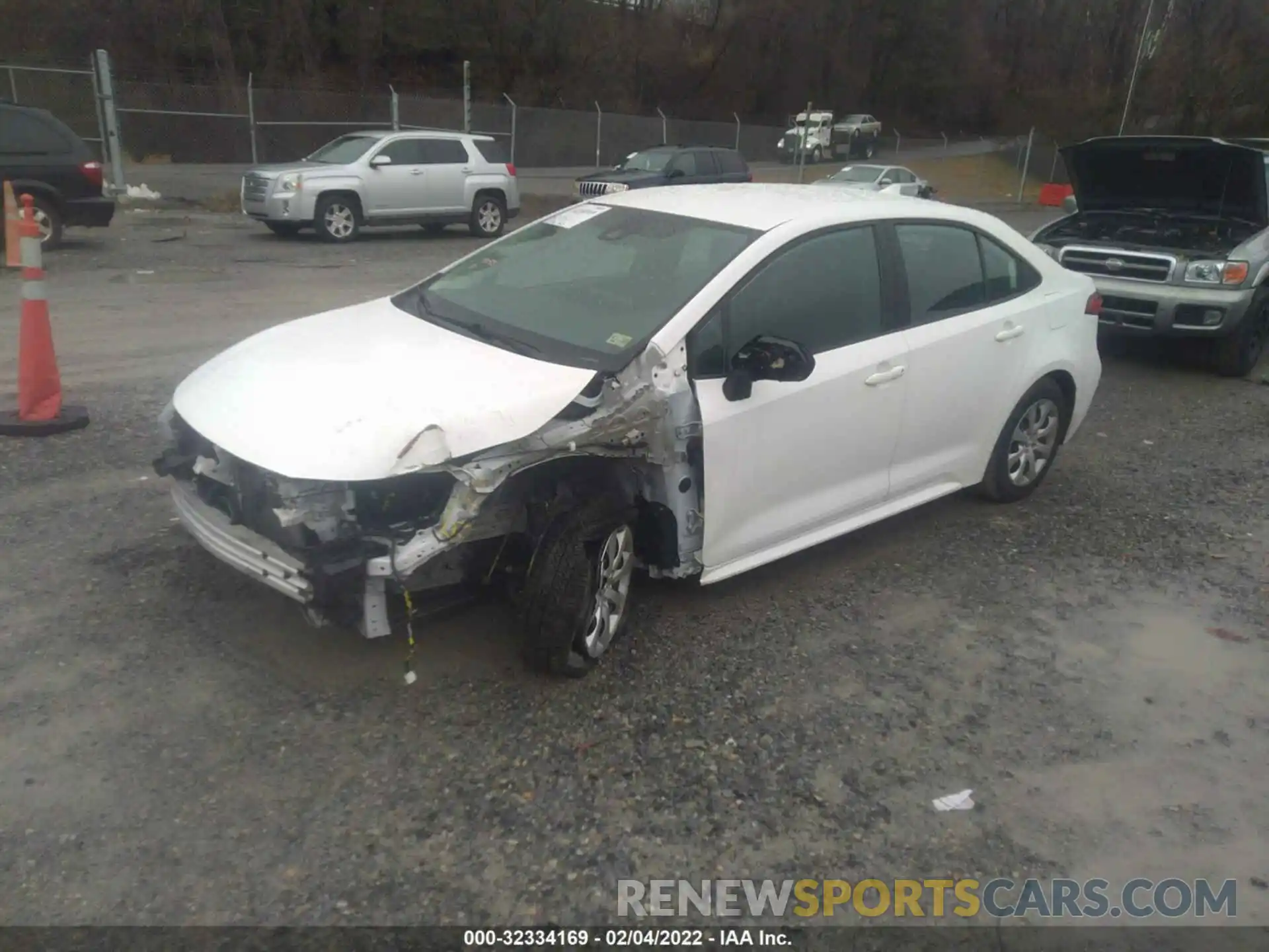 2 Photograph of a damaged car 5YFEPRAE0LP098229 TOYOTA COROLLA 2020