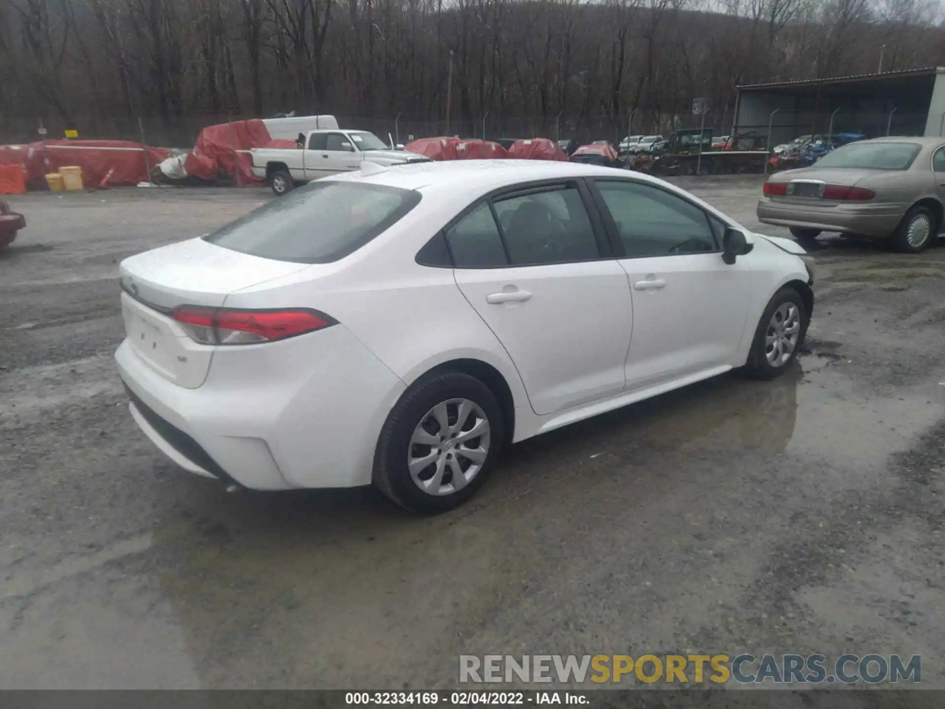 4 Photograph of a damaged car 5YFEPRAE0LP098229 TOYOTA COROLLA 2020