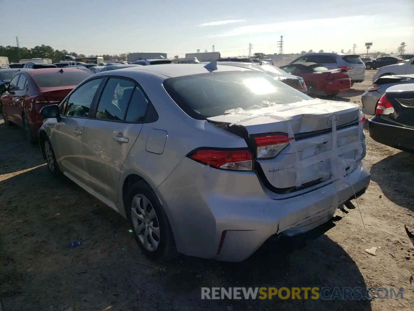 3 Photograph of a damaged car 5YFEPRAE0LP098246 TOYOTA COROLLA 2020