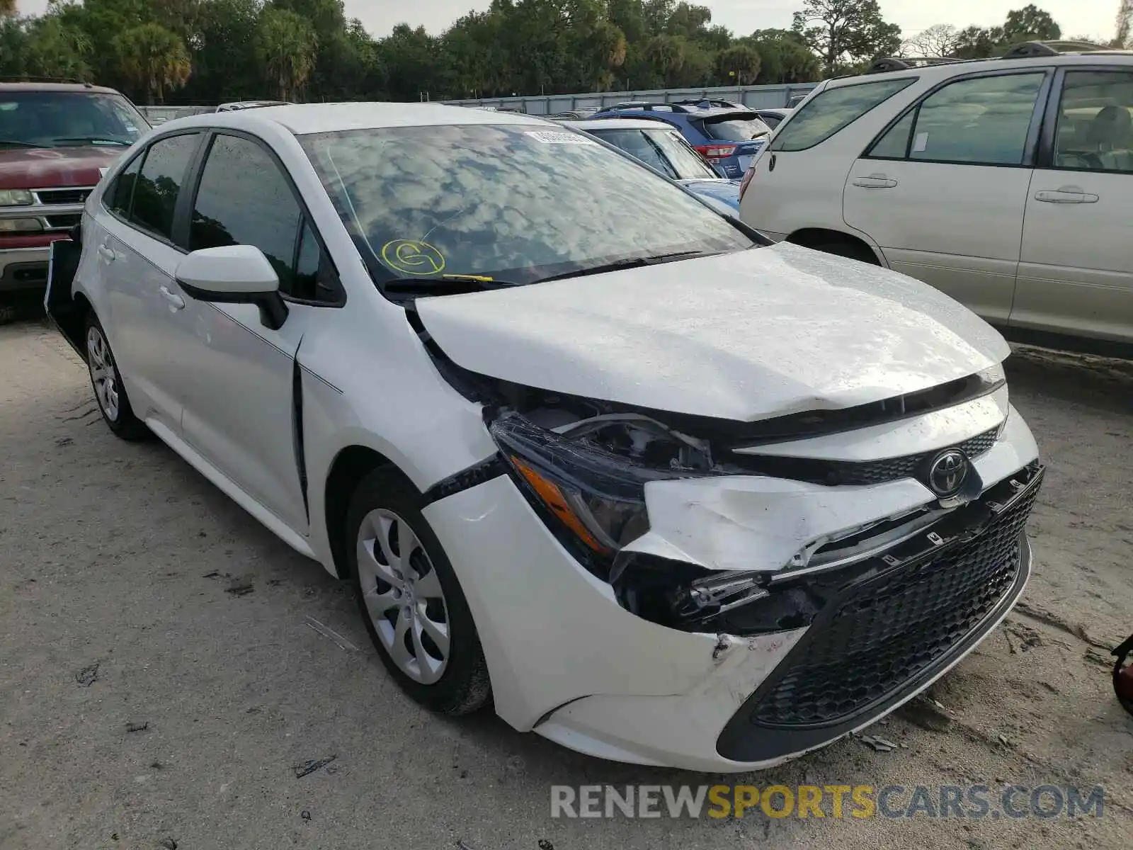 1 Photograph of a damaged car 5YFEPRAE0LP099896 TOYOTA COROLLA 2020