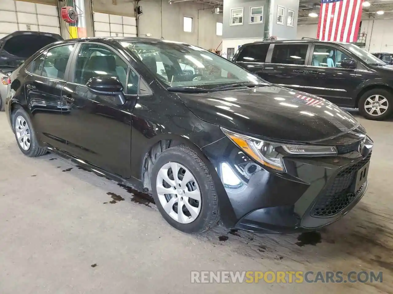 1 Photograph of a damaged car 5YFEPRAE0LP101131 TOYOTA COROLLA 2020