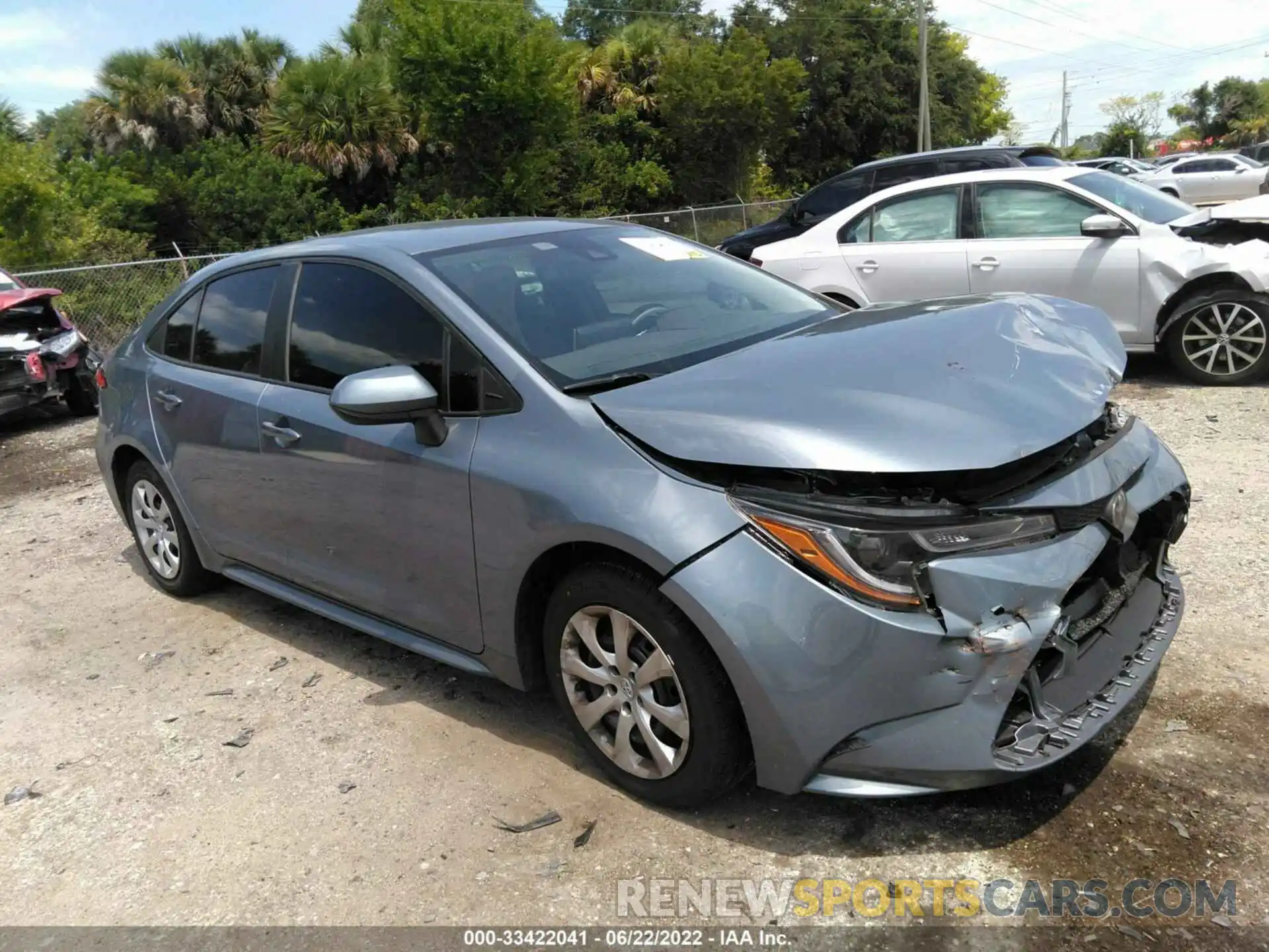 1 Photograph of a damaged car 5YFEPRAE0LP102960 TOYOTA COROLLA 2020