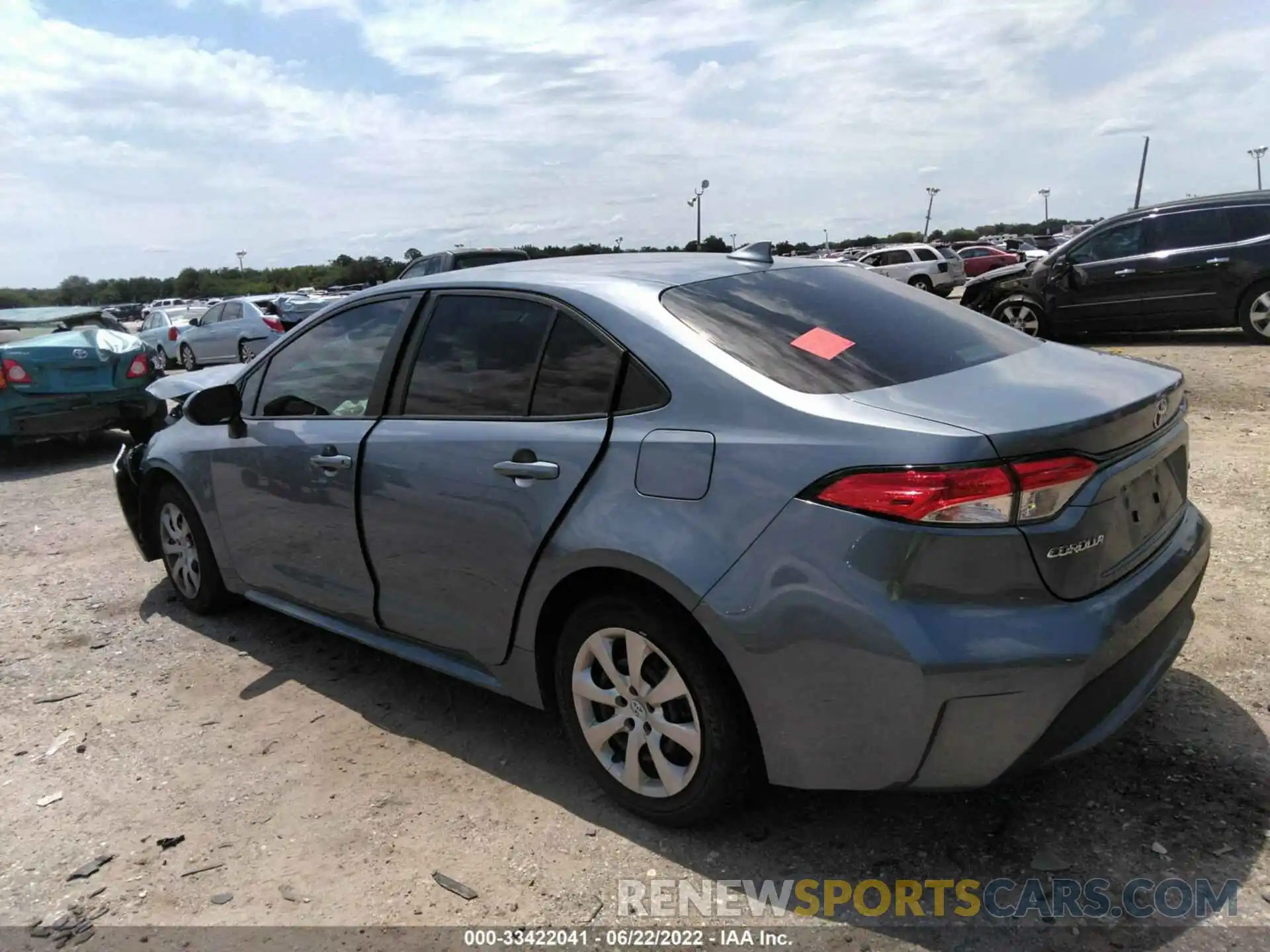 3 Photograph of a damaged car 5YFEPRAE0LP102960 TOYOTA COROLLA 2020