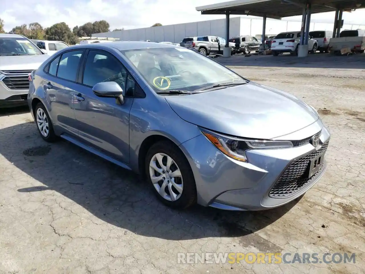 1 Photograph of a damaged car 5YFEPRAE0LP103364 TOYOTA COROLLA 2020