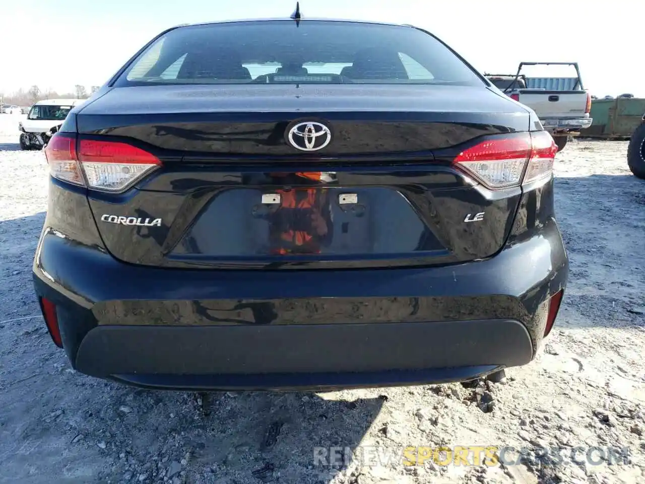 6 Photograph of a damaged car 5YFEPRAE0LP103512 TOYOTA COROLLA 2020