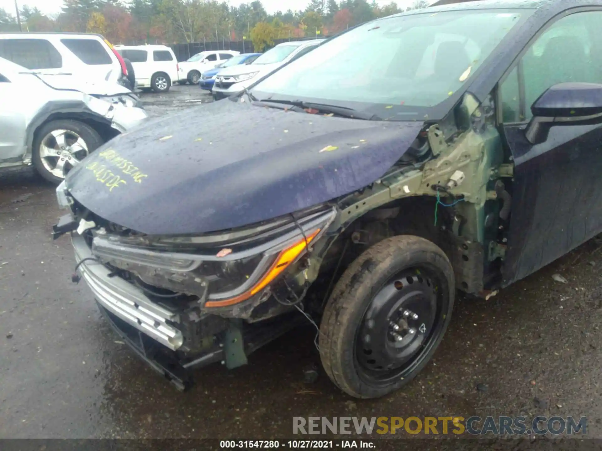 6 Photograph of a damaged car 5YFEPRAE0LP104644 TOYOTA COROLLA 2020