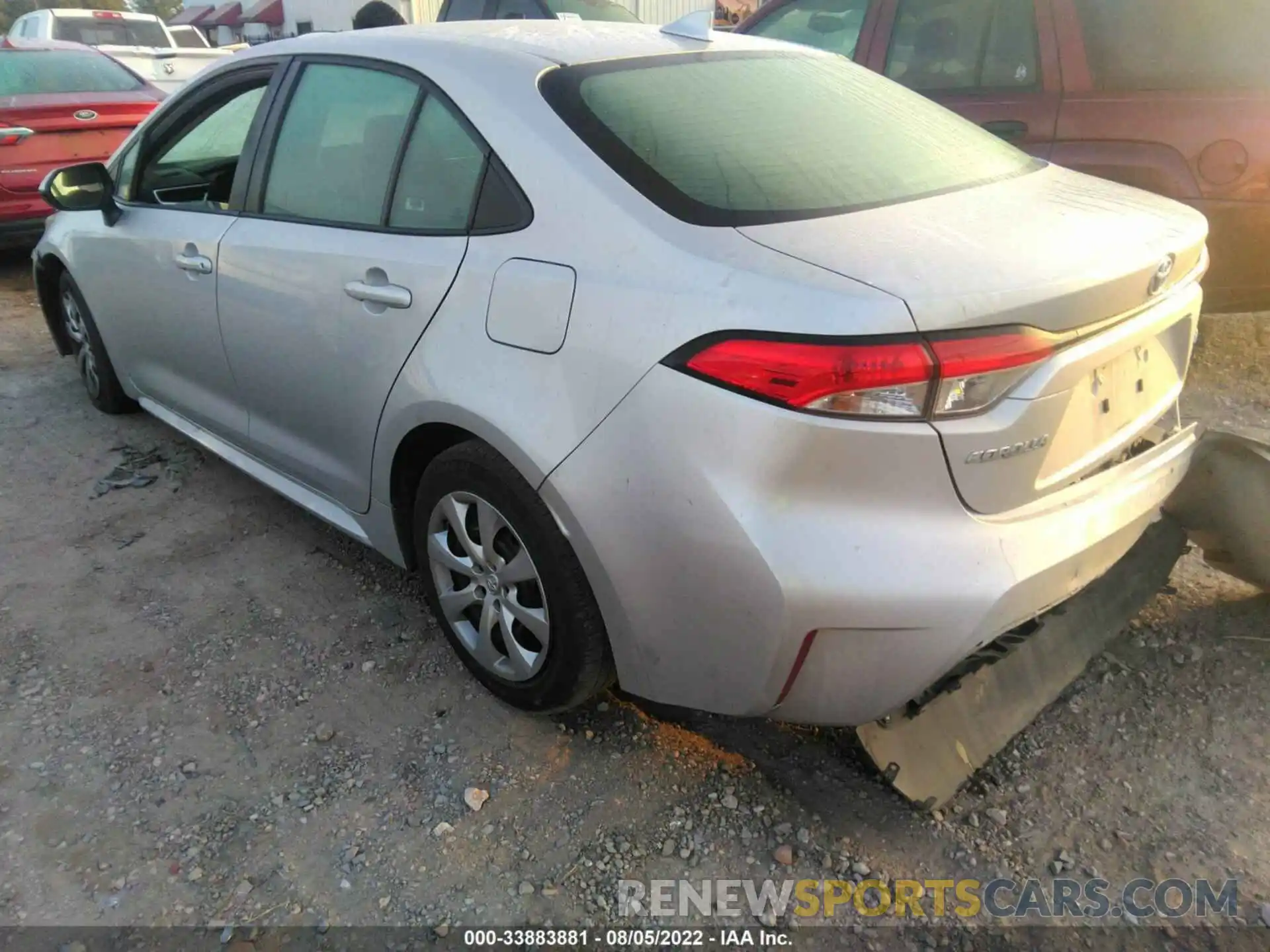 3 Photograph of a damaged car 5YFEPRAE0LP105700 TOYOTA COROLLA 2020