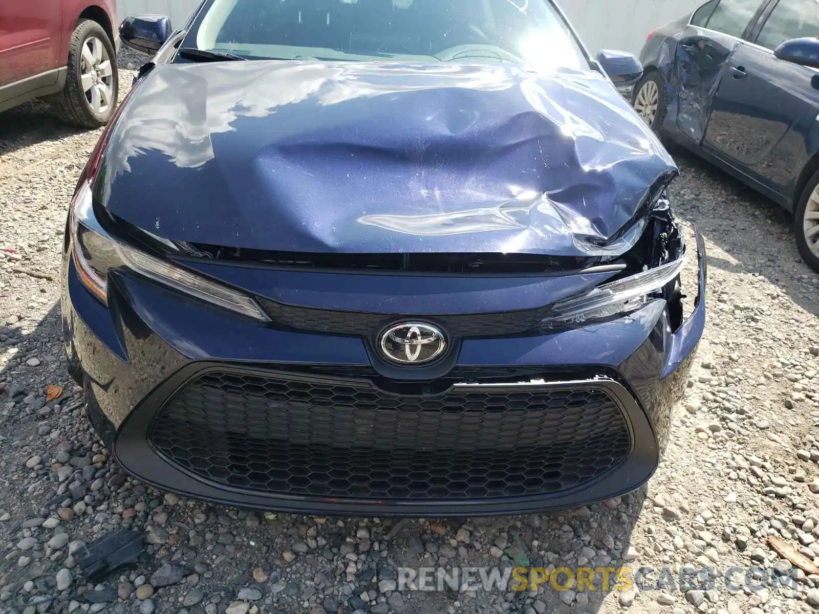 9 Photograph of a damaged car 5YFEPRAE0LP106314 TOYOTA COROLLA 2020