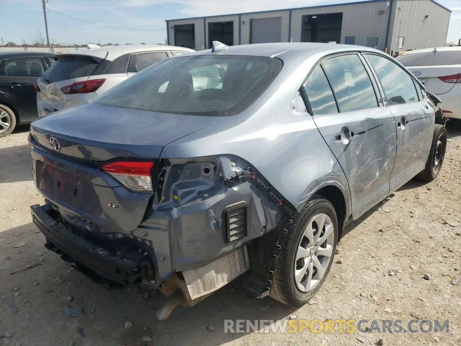 4 Photograph of a damaged car 5YFEPRAE0LP106426 TOYOTA COROLLA 2020