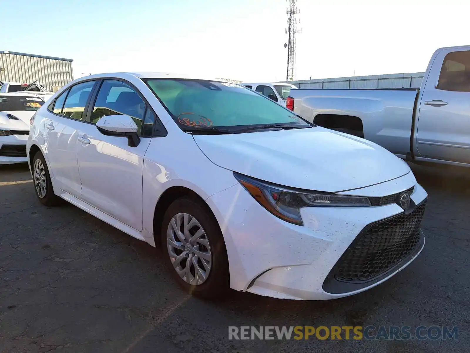 1 Photograph of a damaged car 5YFEPRAE0LP106491 TOYOTA COROLLA 2020