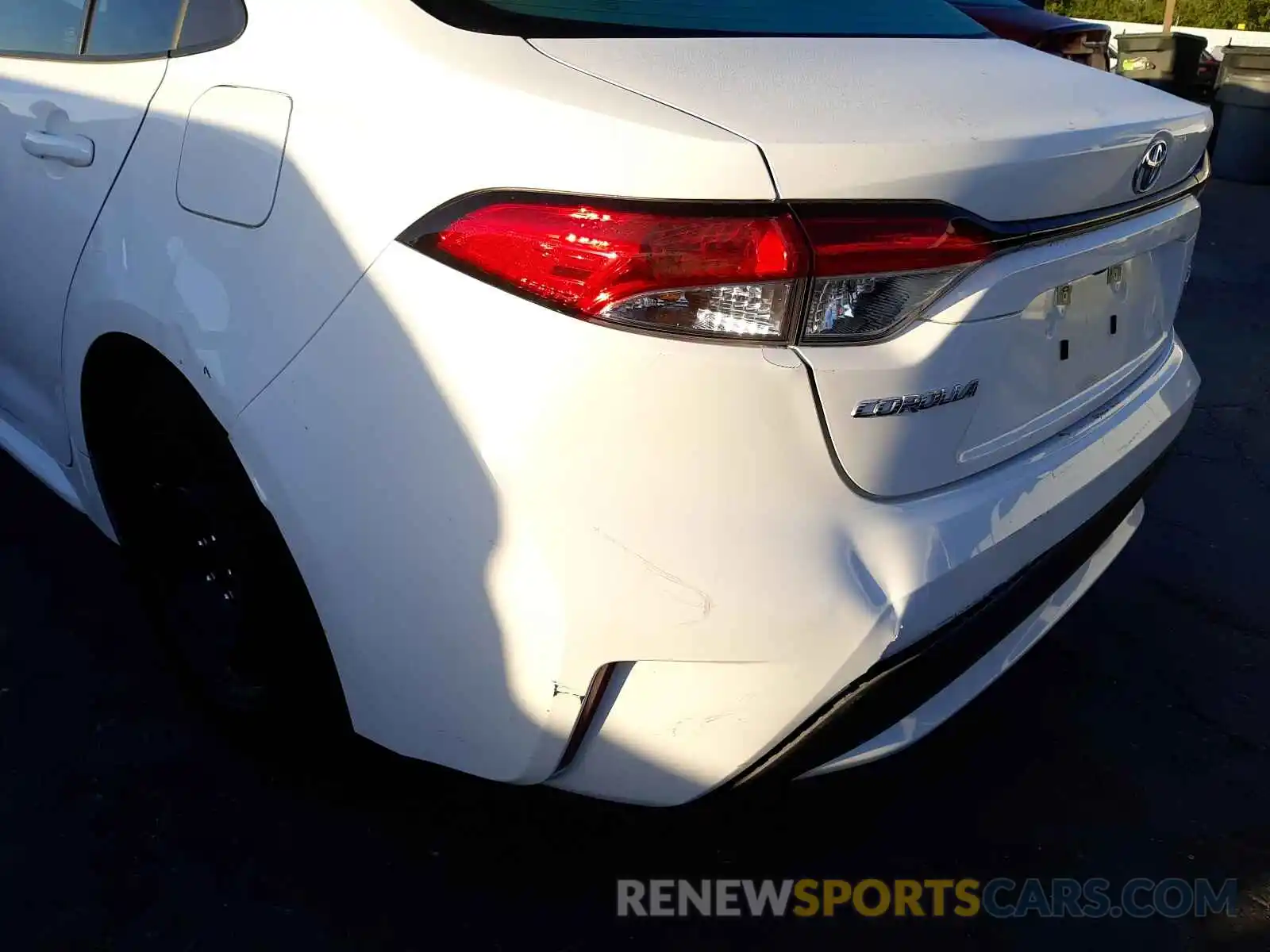 9 Photograph of a damaged car 5YFEPRAE0LP106491 TOYOTA COROLLA 2020