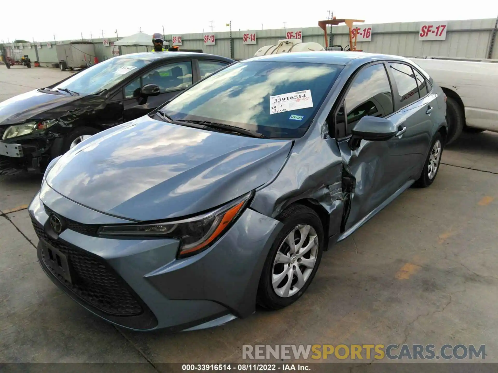 2 Photograph of a damaged car 5YFEPRAE0LP106569 TOYOTA COROLLA 2020