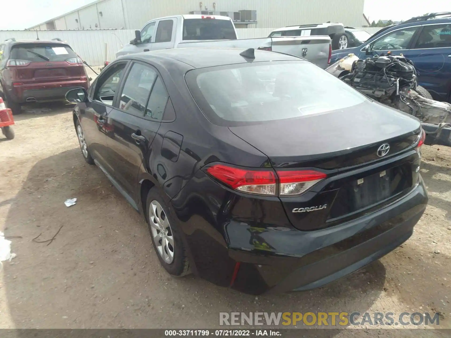 3 Photograph of a damaged car 5YFEPRAE0LP106698 TOYOTA COROLLA 2020