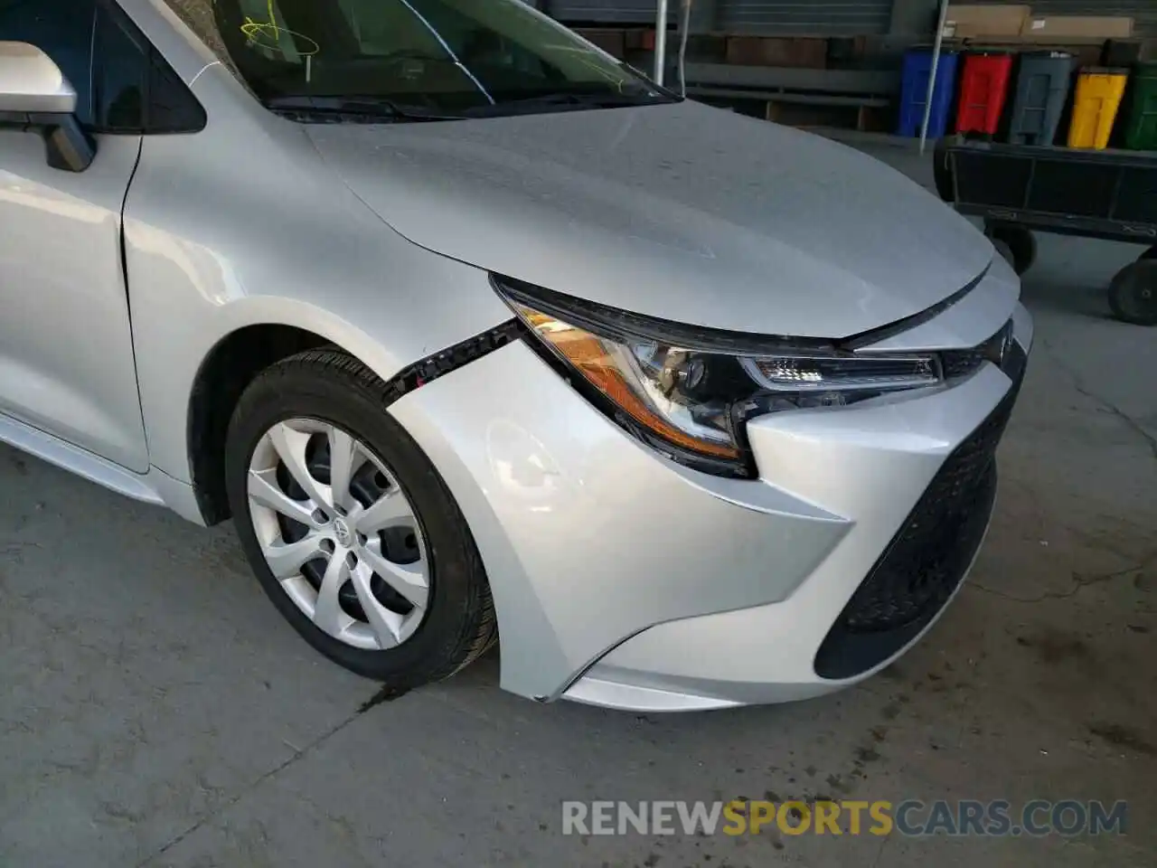 9 Photograph of a damaged car 5YFEPRAE0LP107107 TOYOTA COROLLA 2020