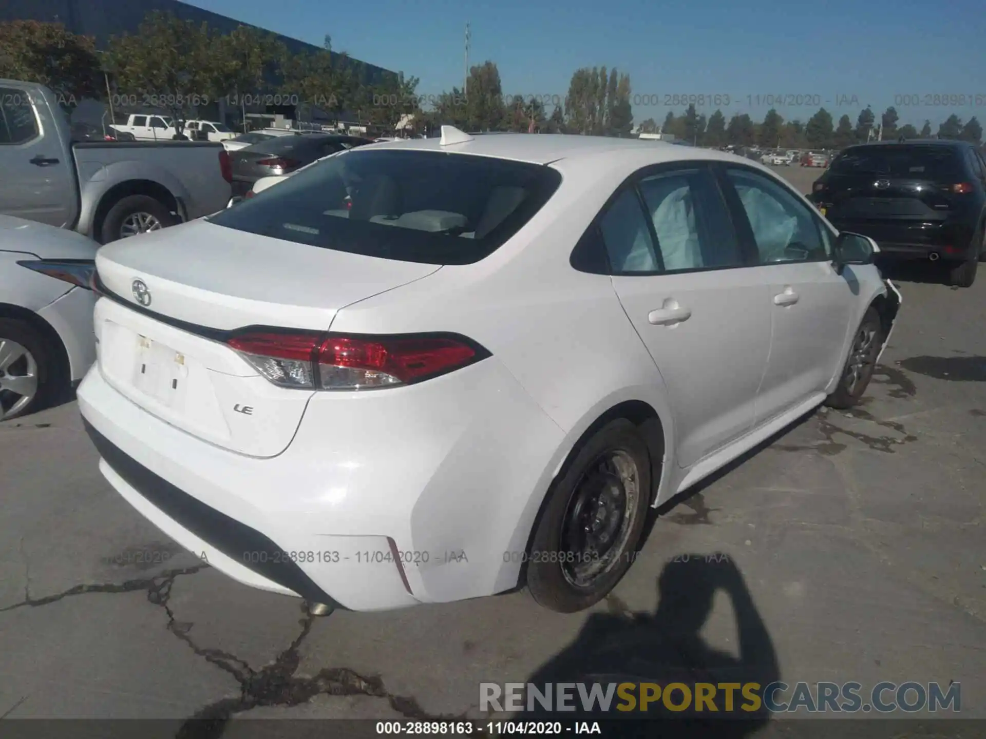 4 Photograph of a damaged car 5YFEPRAE0LP107270 TOYOTA COROLLA 2020