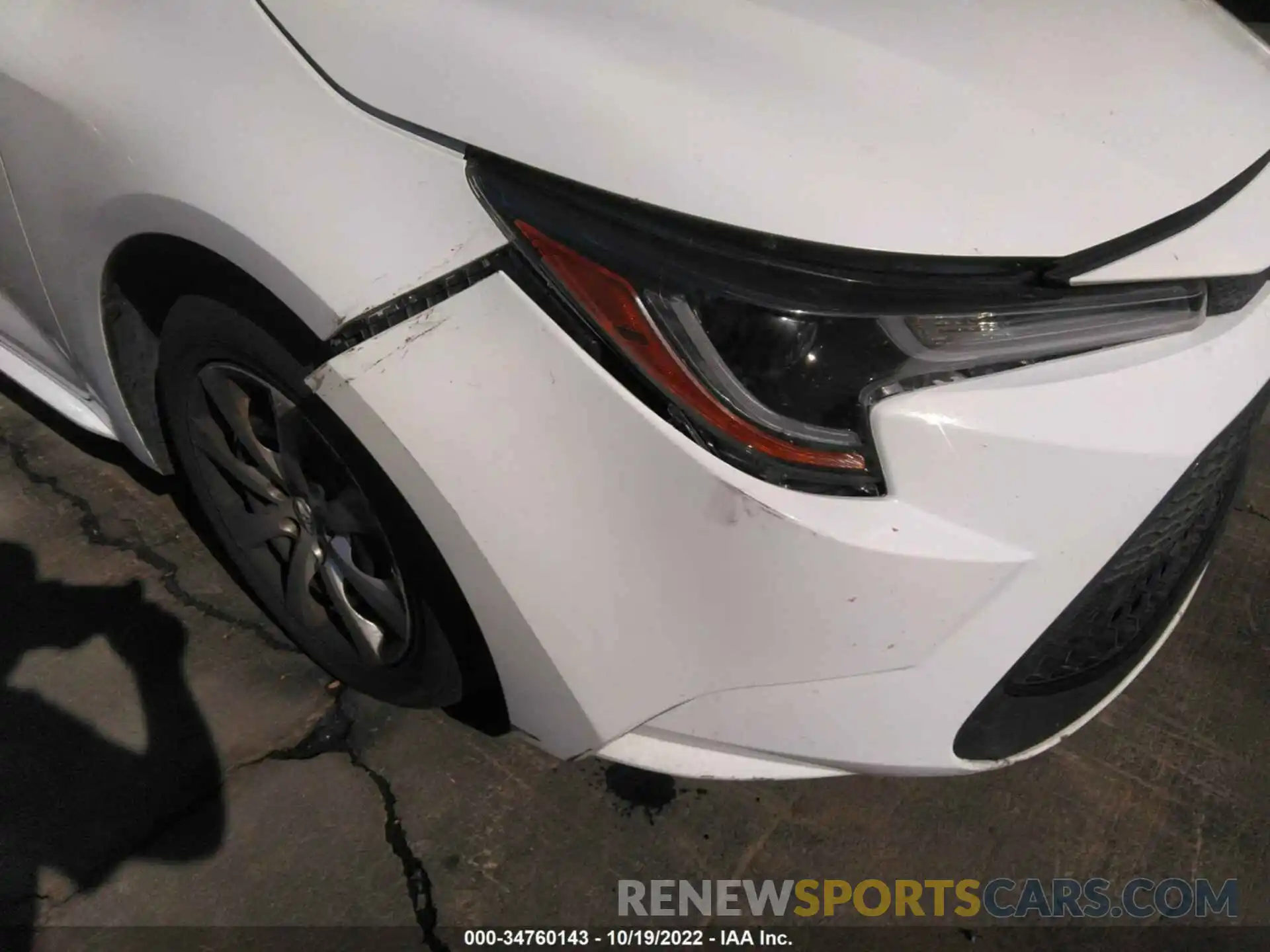 6 Photograph of a damaged car 5YFEPRAE0LP107320 TOYOTA COROLLA 2020