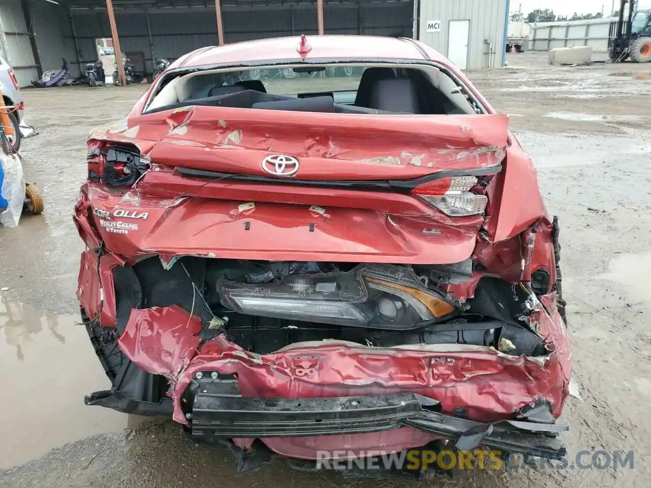 6 Photograph of a damaged car 5YFEPRAE0LP108435 TOYOTA COROLLA 2020