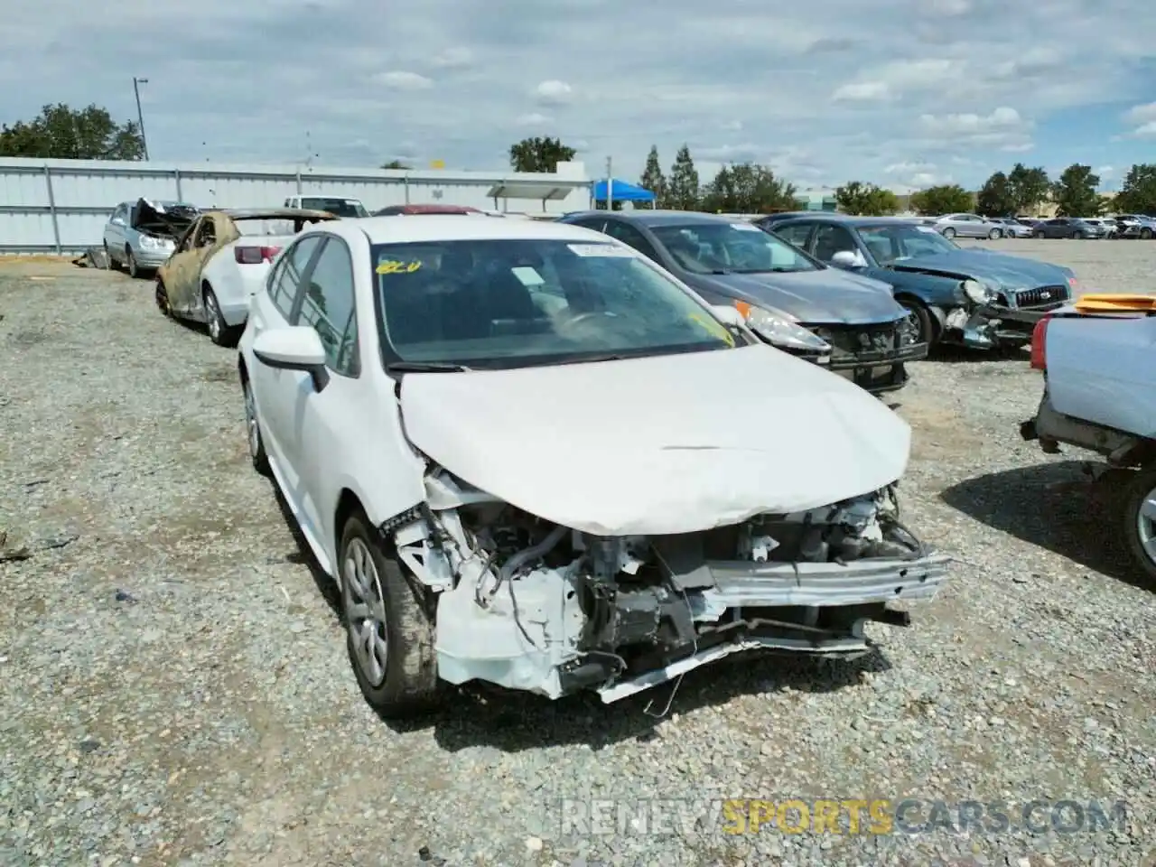 1 Photograph of a damaged car 5YFEPRAE0LP108936 TOYOTA COROLLA 2020