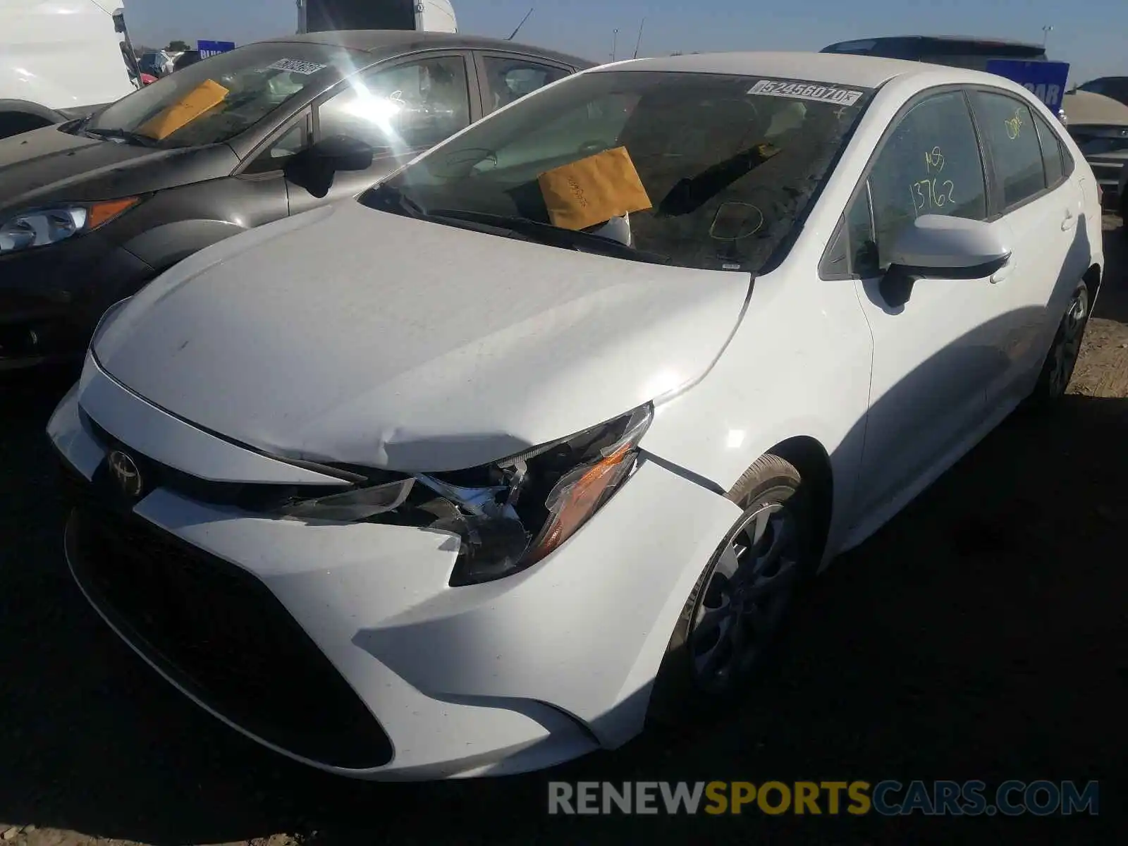 2 Photograph of a damaged car 5YFEPRAE0LP110217 TOYOTA COROLLA 2020