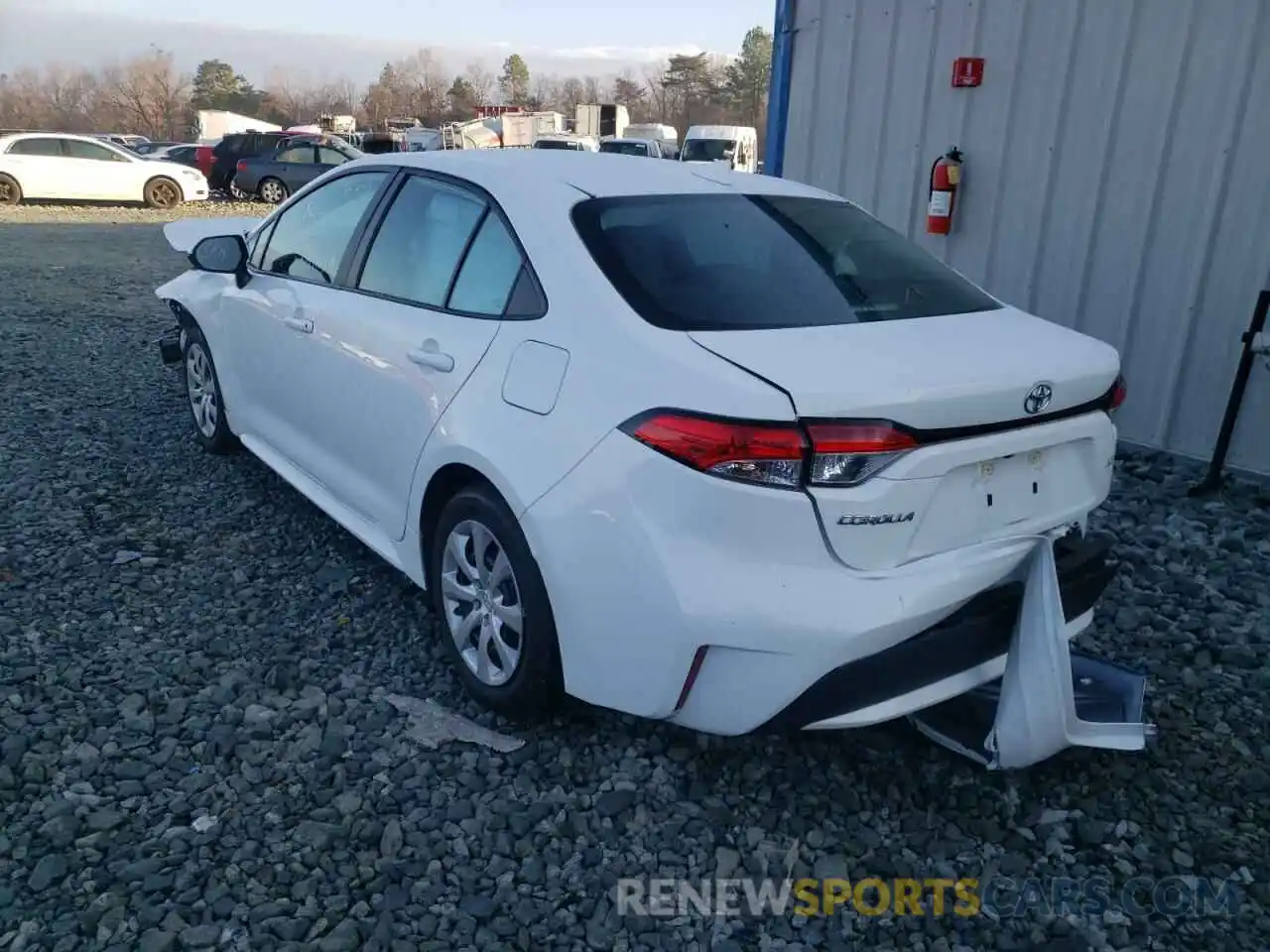 3 Photograph of a damaged car 5YFEPRAE0LP110265 TOYOTA COROLLA 2020