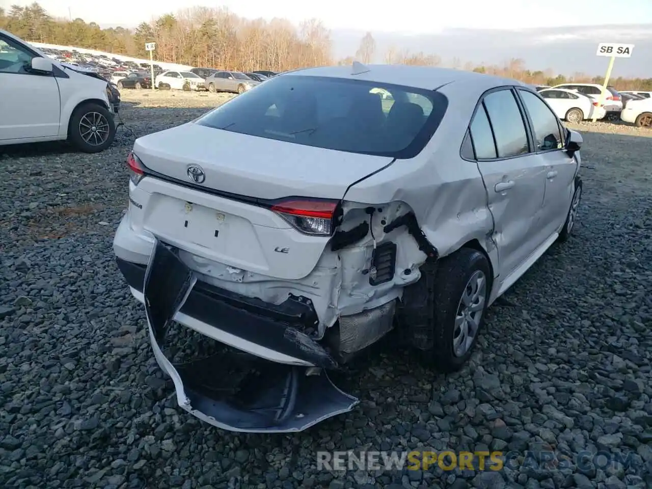 4 Photograph of a damaged car 5YFEPRAE0LP110265 TOYOTA COROLLA 2020