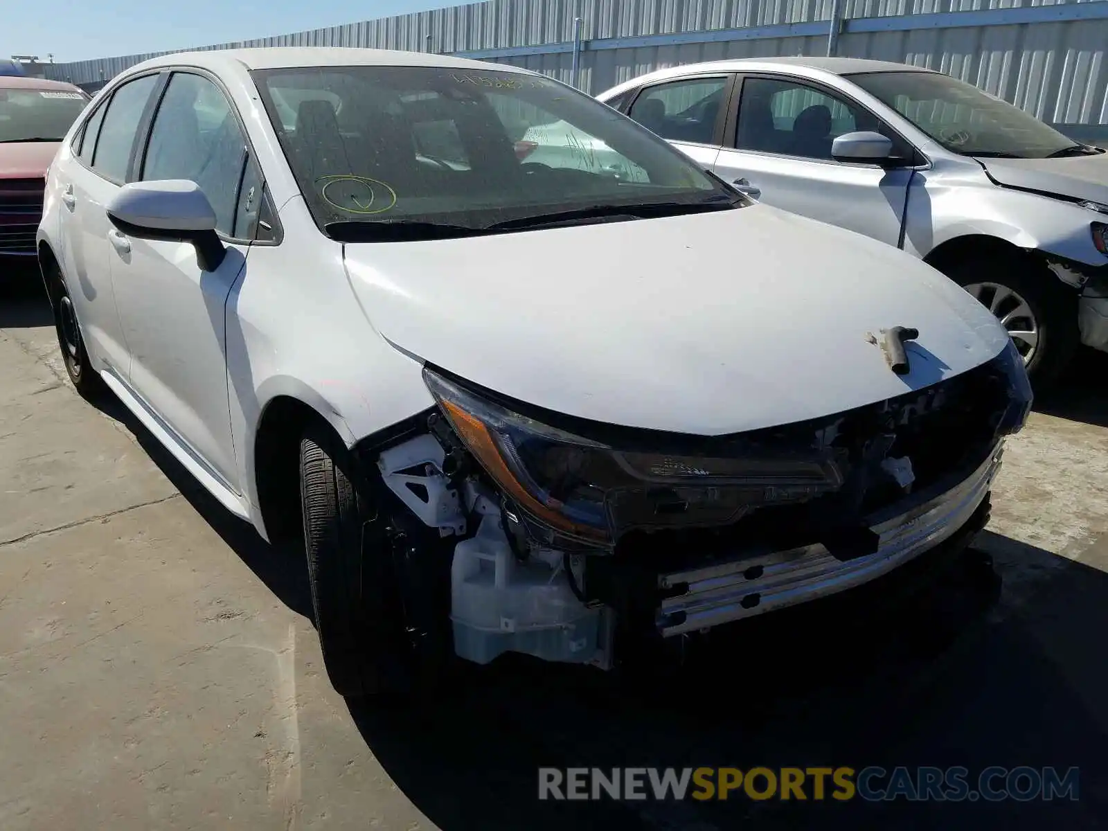 1 Photograph of a damaged car 5YFEPRAE0LP110878 TOYOTA COROLLA 2020