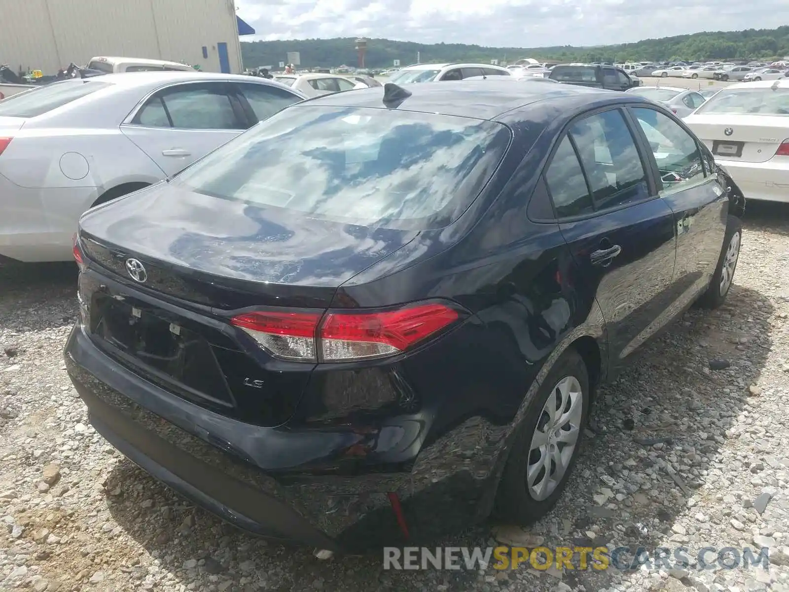 4 Photograph of a damaged car 5YFEPRAE0LP112808 TOYOTA COROLLA 2020