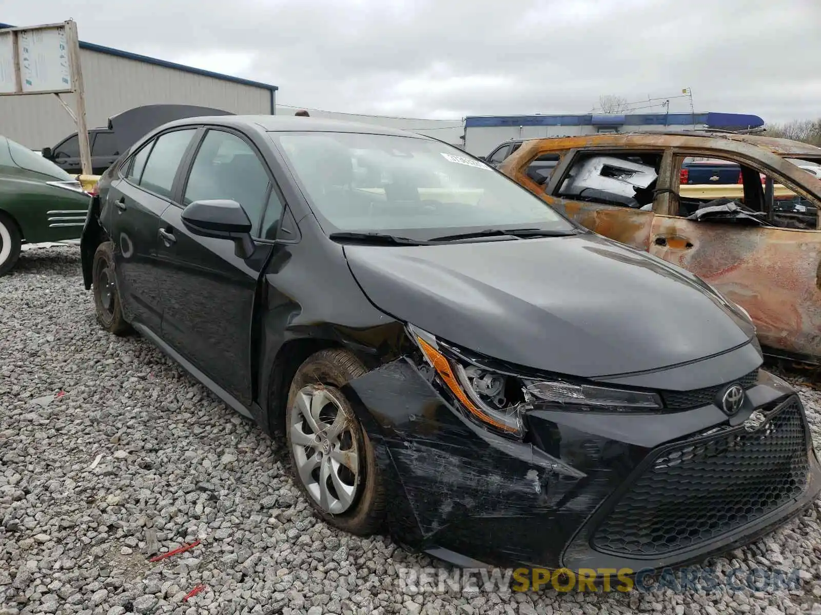 1 Photograph of a damaged car 5YFEPRAE0LP113330 TOYOTA COROLLA 2020