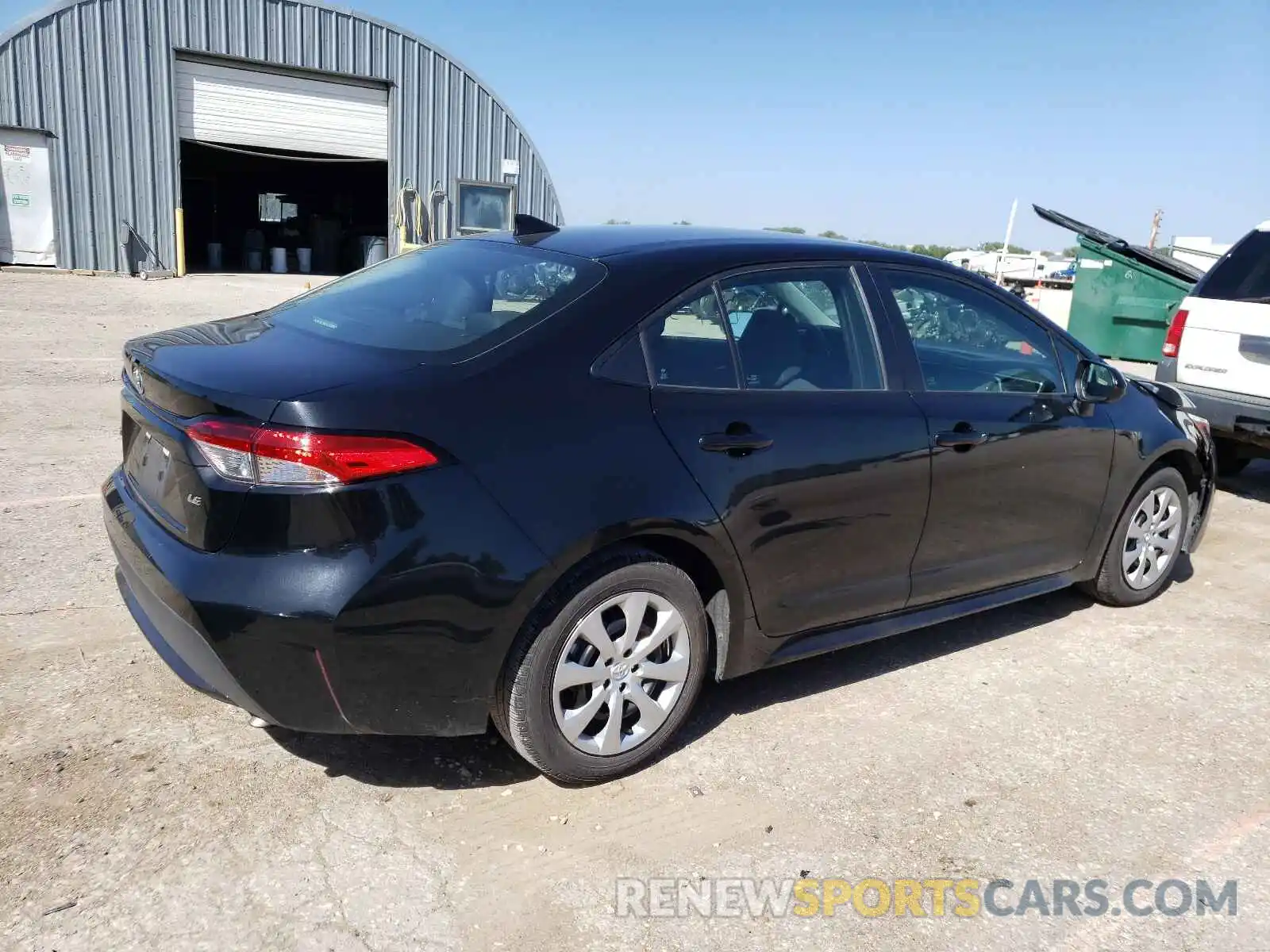 4 Photograph of a damaged car 5YFEPRAE0LP113814 TOYOTA COROLLA 2020