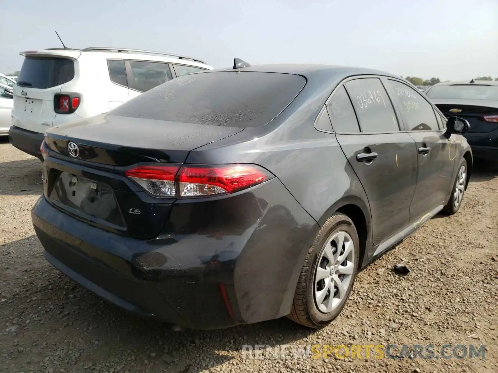 4 Photograph of a damaged car 5YFEPRAE0LP113909 TOYOTA COROLLA 2020