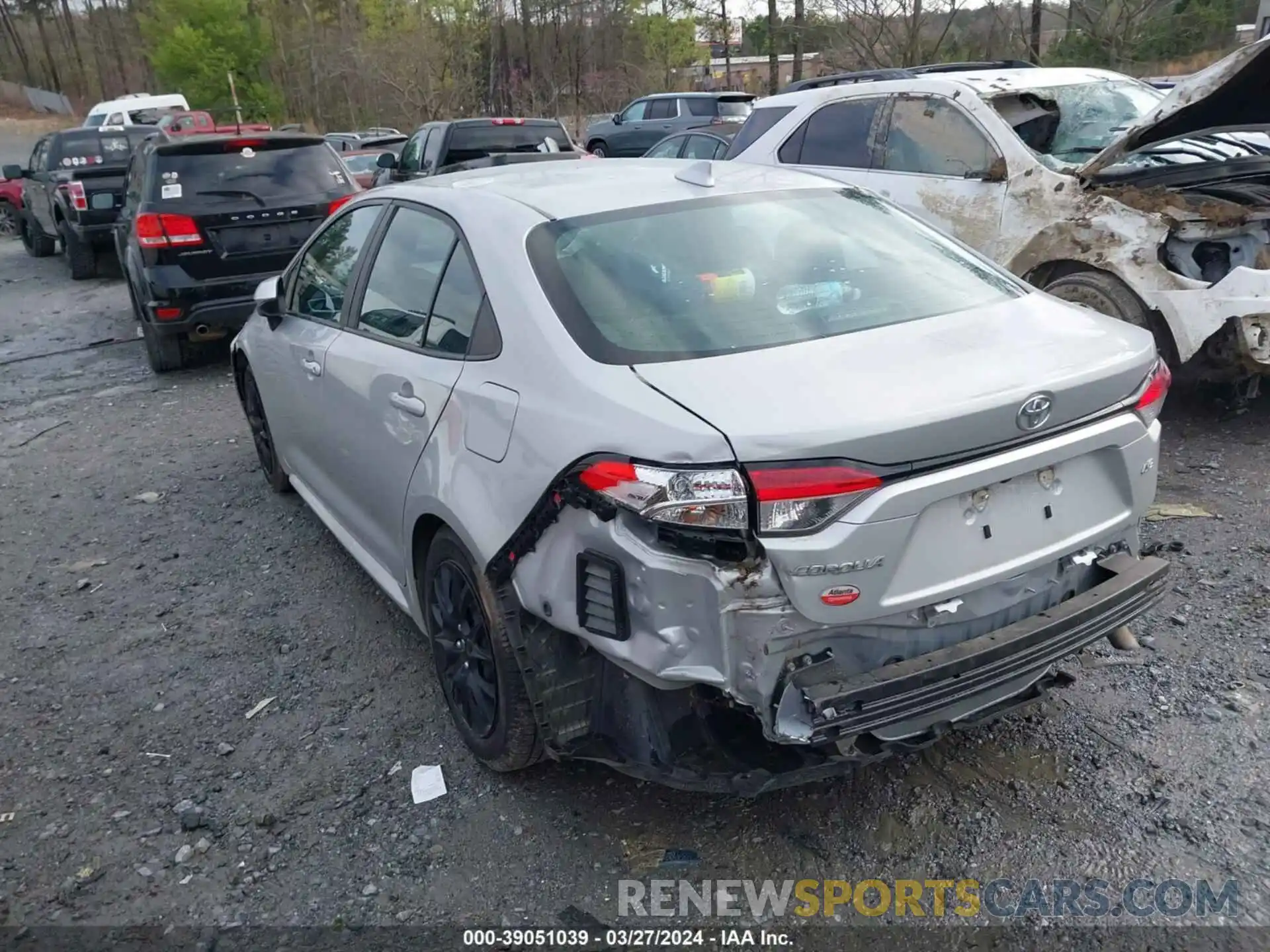 3 Photograph of a damaged car 5YFEPRAE0LP114851 TOYOTA COROLLA 2020
