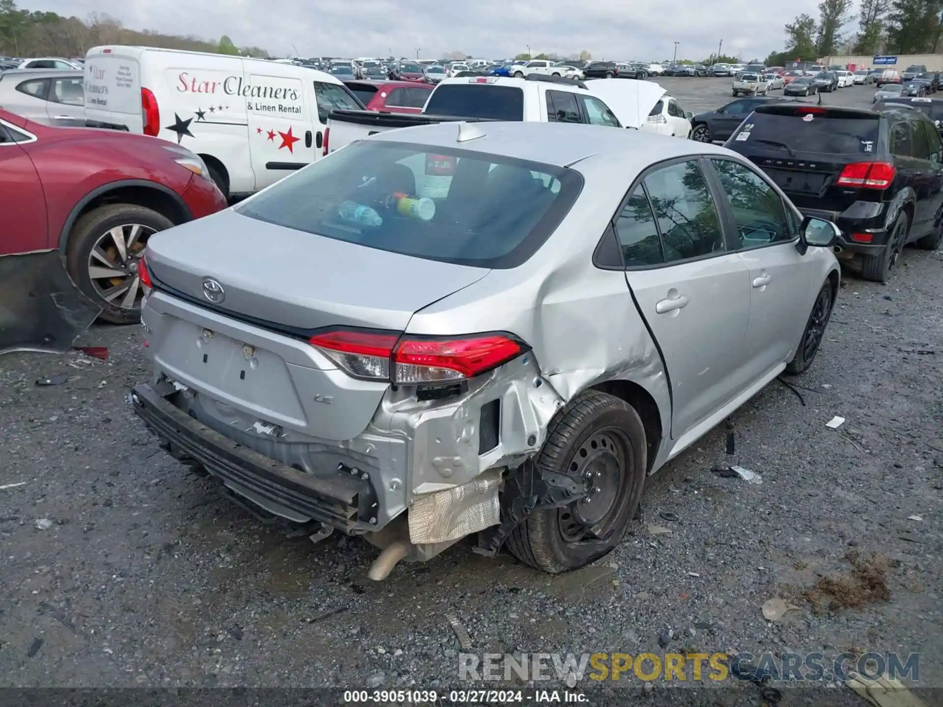 4 Photograph of a damaged car 5YFEPRAE0LP114851 TOYOTA COROLLA 2020