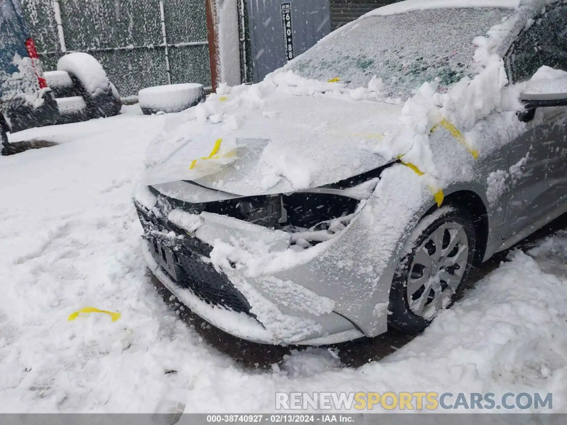 6 Photograph of a damaged car 5YFEPRAE0LP115420 TOYOTA COROLLA 2020