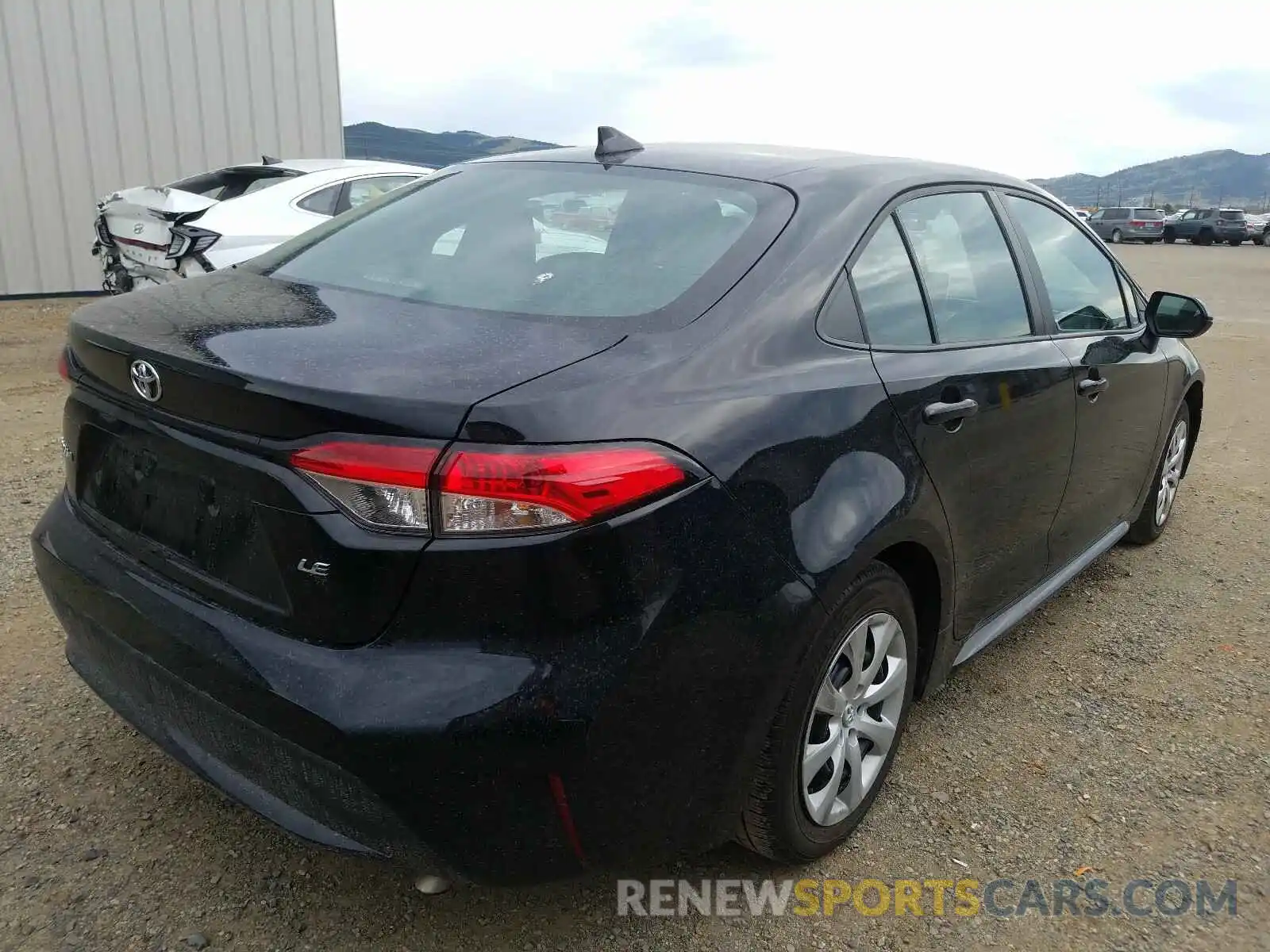 4 Photograph of a damaged car 5YFEPRAE0LP115840 TOYOTA COROLLA 2020