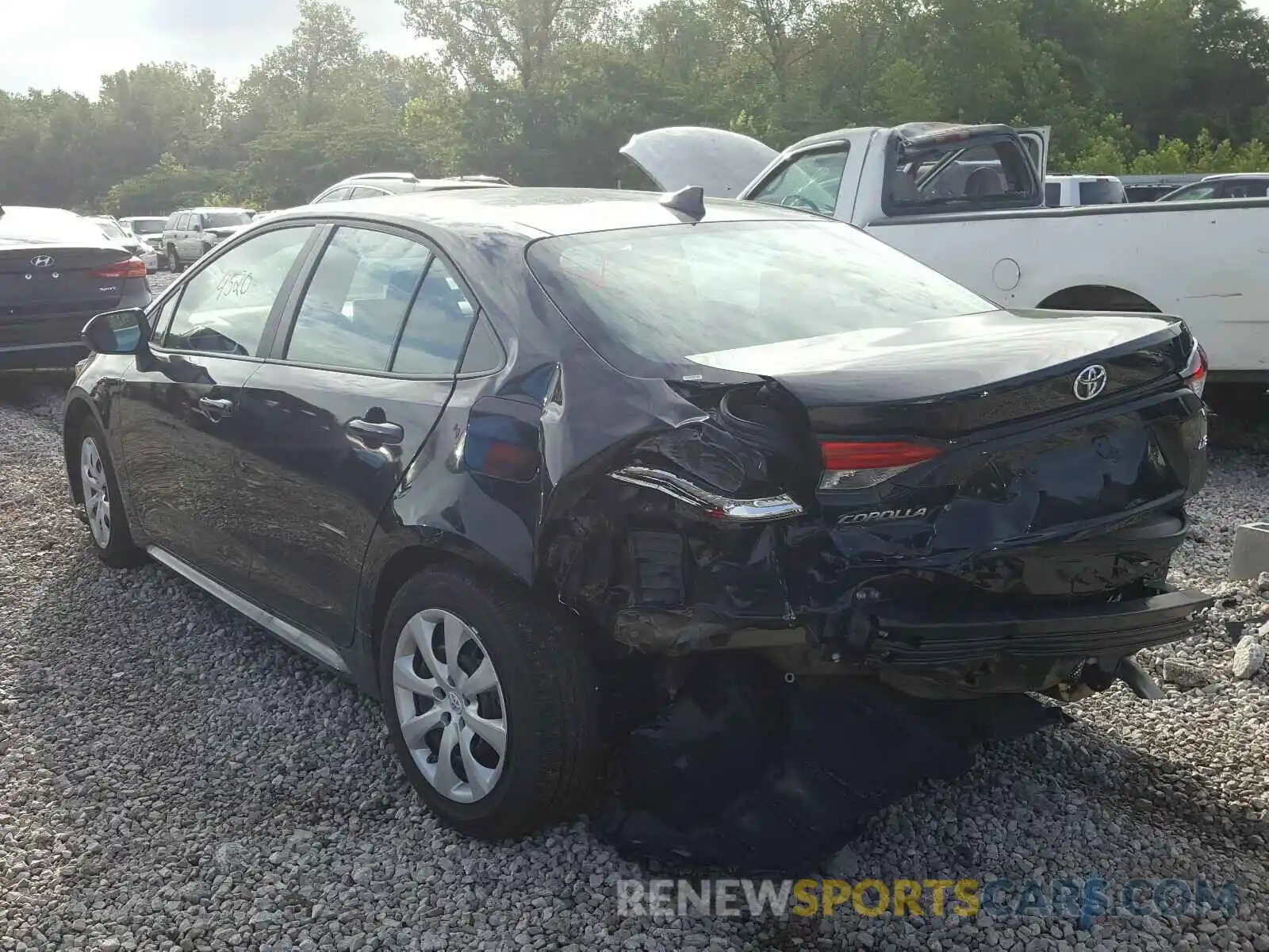 3 Photograph of a damaged car 5YFEPRAE0LP116485 TOYOTA COROLLA 2020