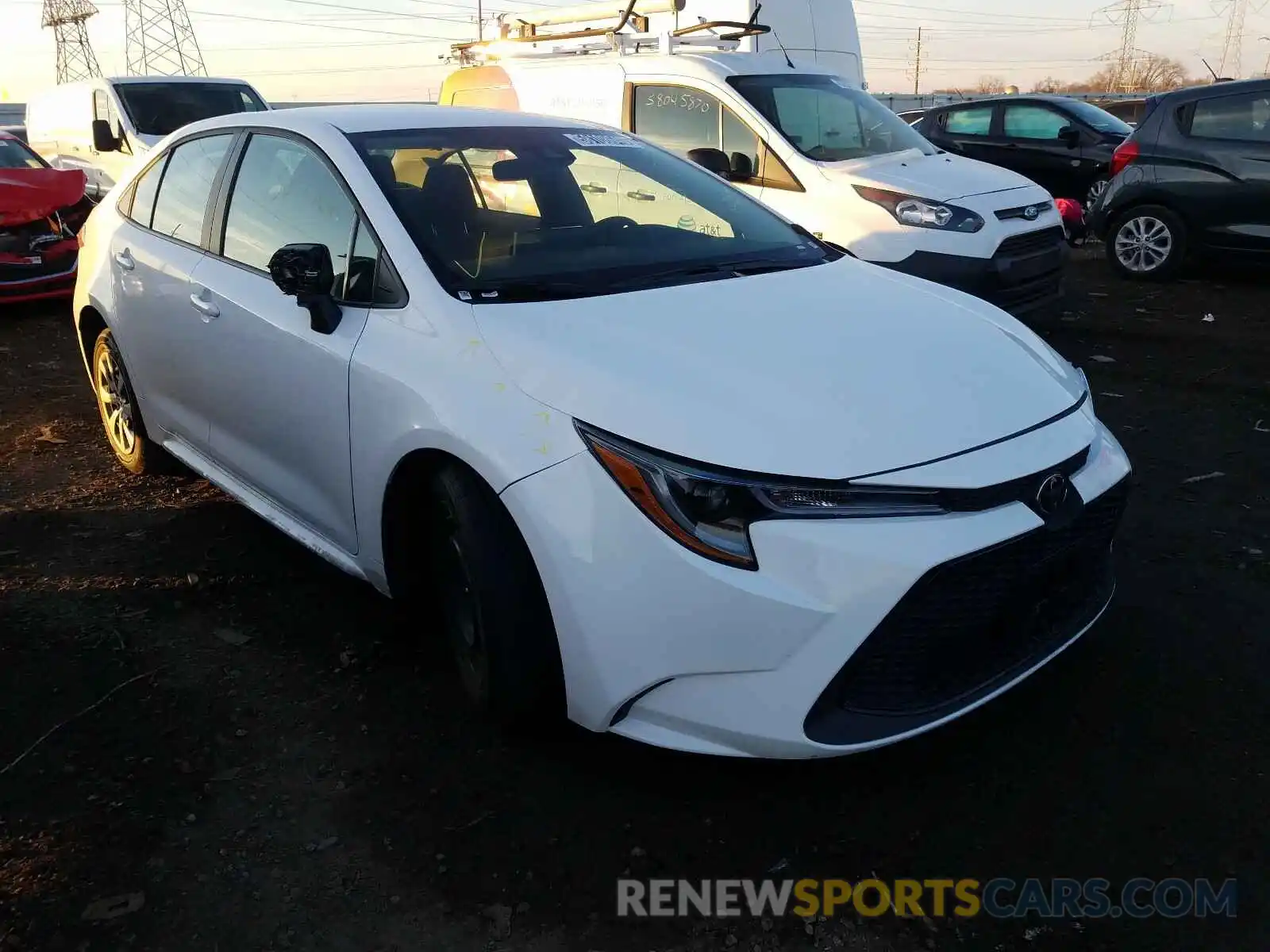 1 Photograph of a damaged car 5YFEPRAE0LP117068 TOYOTA COROLLA 2020