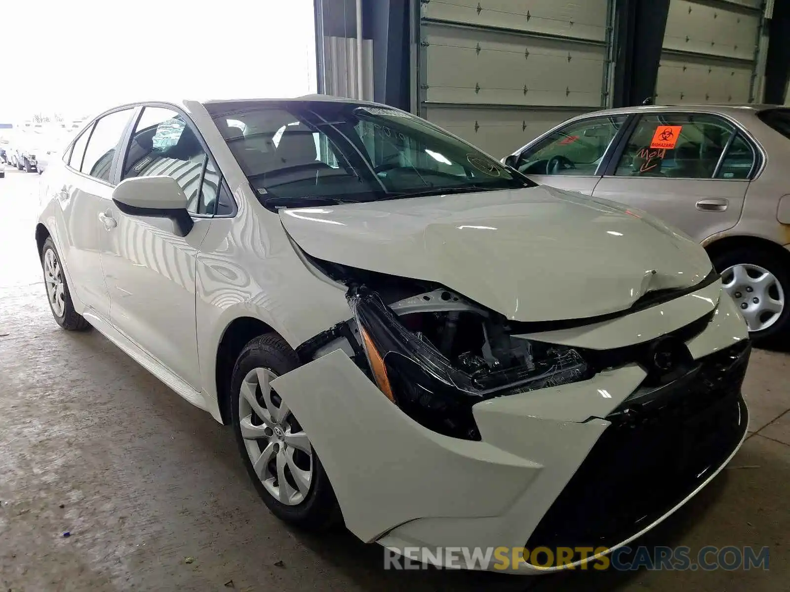 1 Photograph of a damaged car 5YFEPRAE0LP117295 TOYOTA COROLLA 2020