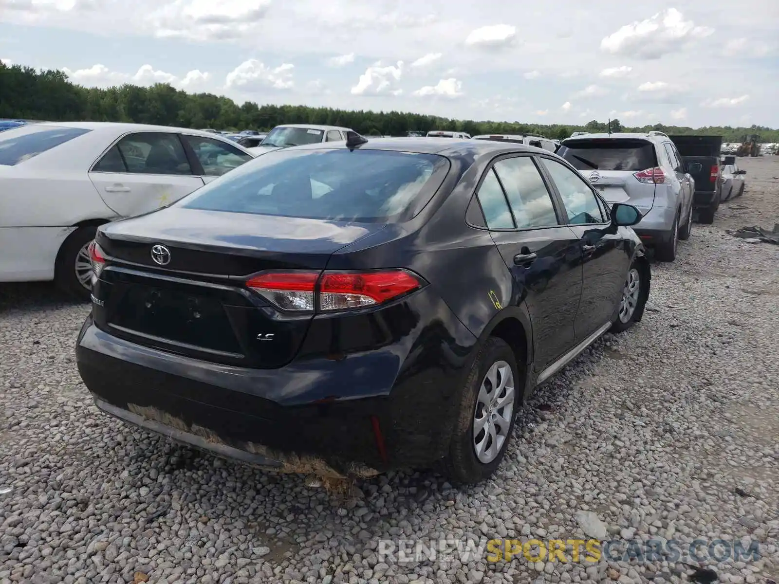 4 Photograph of a damaged car 5YFEPRAE0LP117538 TOYOTA COROLLA 2020