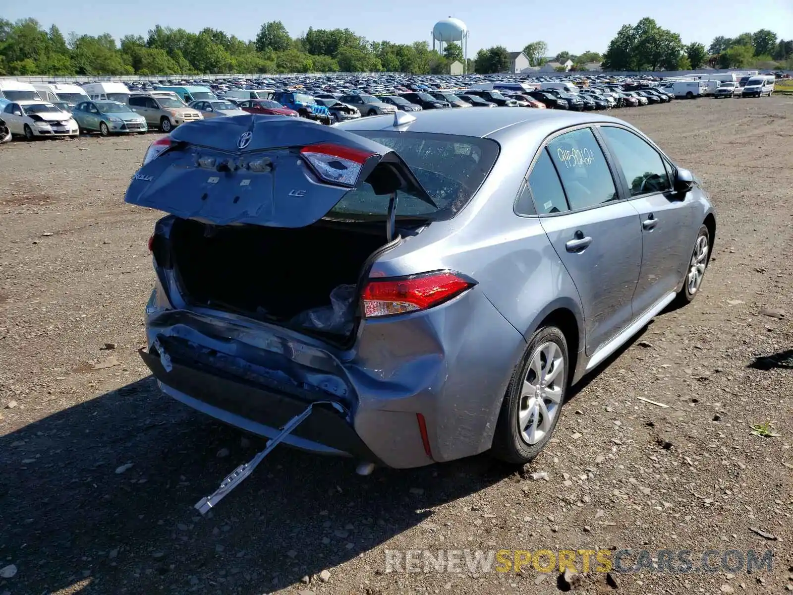 4 Photograph of a damaged car 5YFEPRAE0LP117796 TOYOTA COROLLA 2020