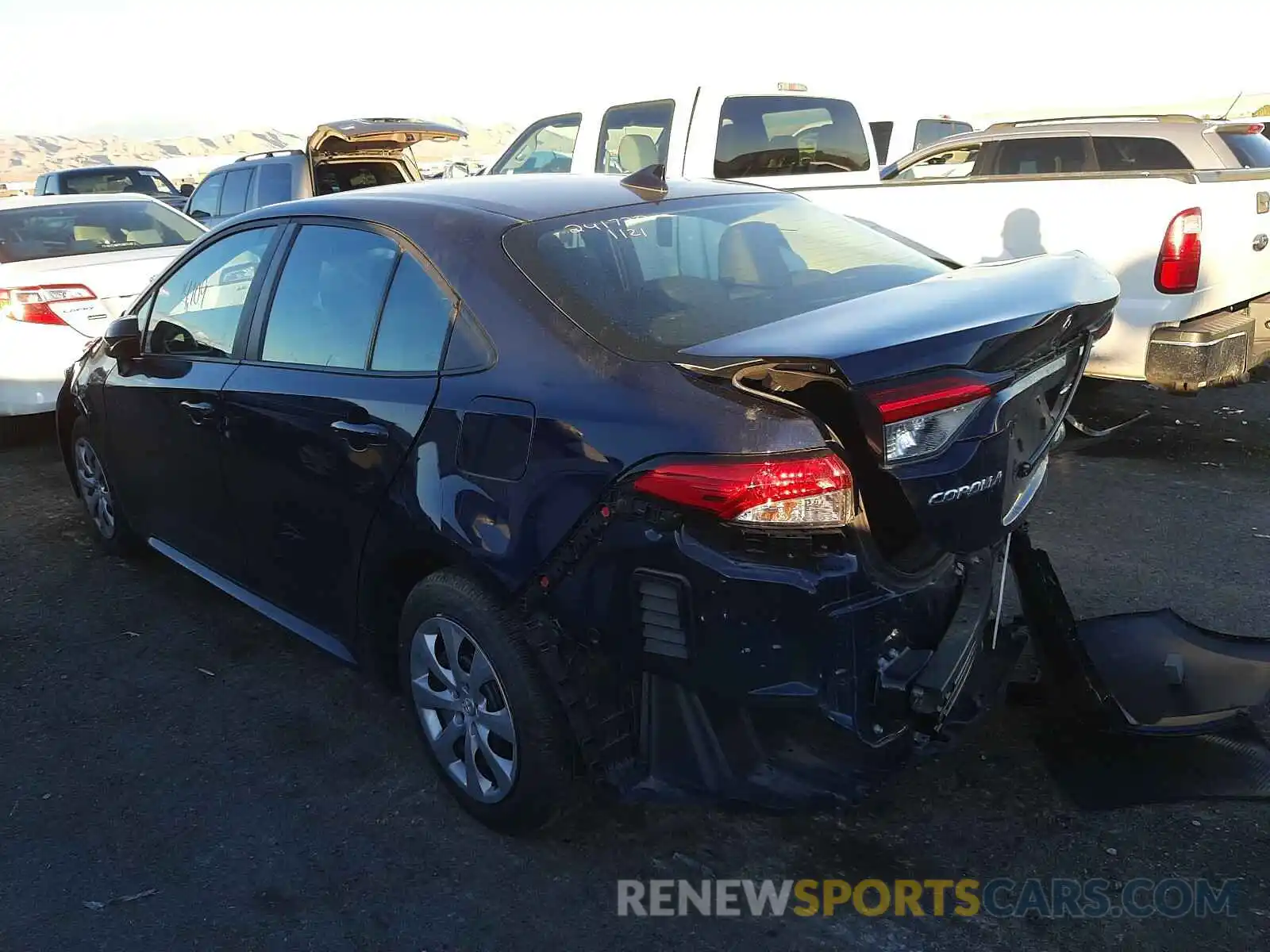 3 Photograph of a damaged car 5YFEPRAE0LP118026 TOYOTA COROLLA 2020