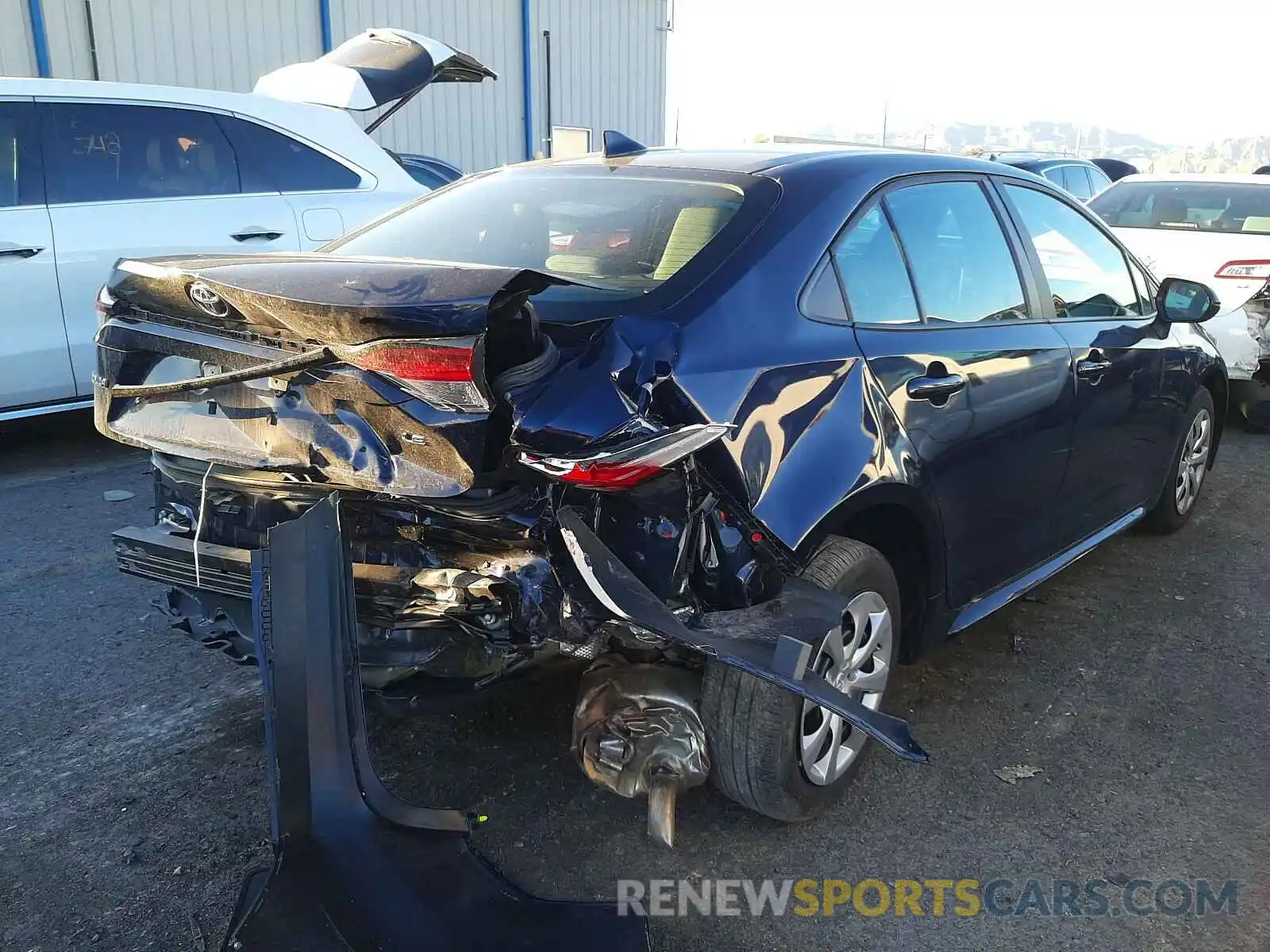 4 Photograph of a damaged car 5YFEPRAE0LP118026 TOYOTA COROLLA 2020