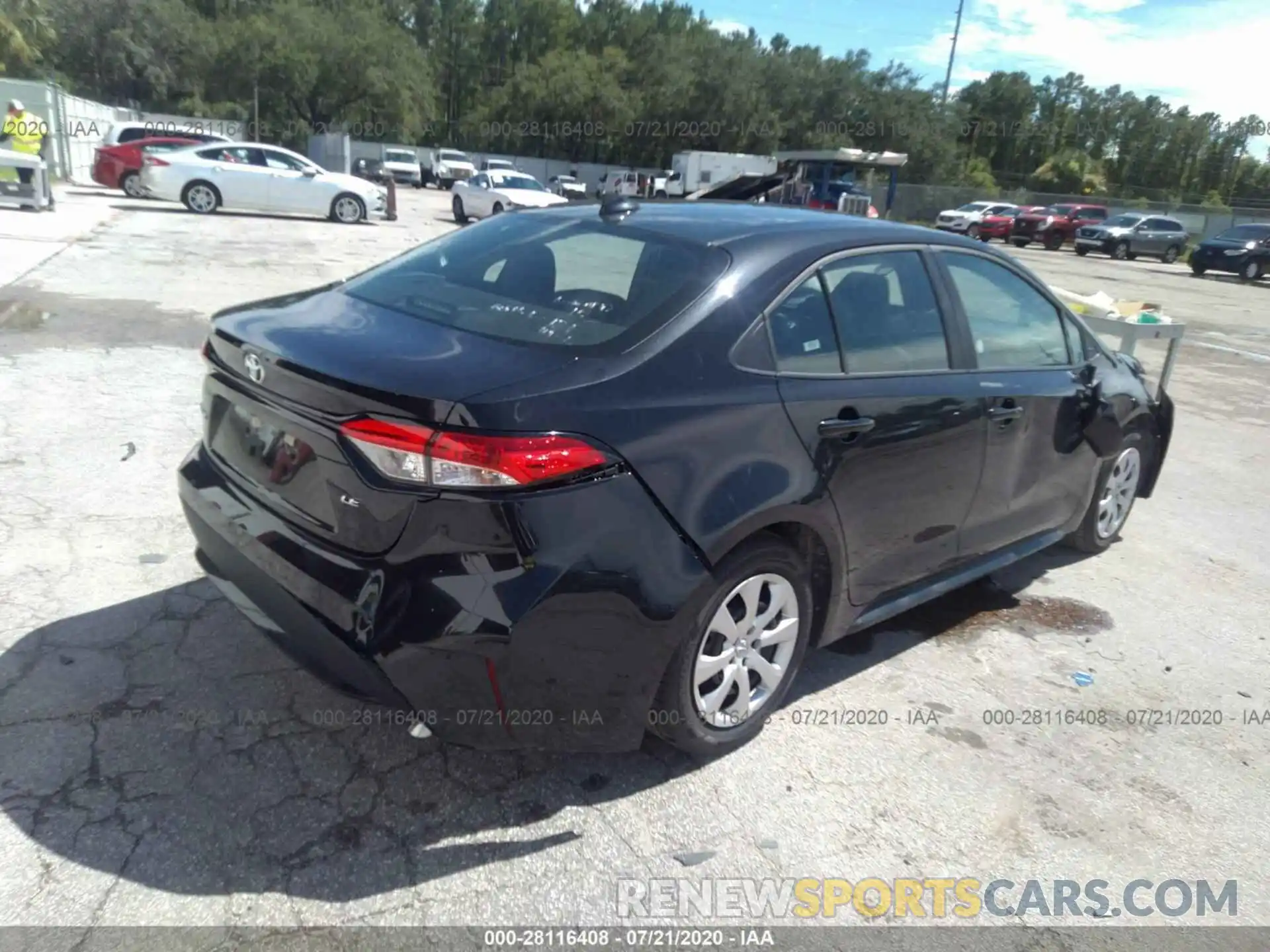 4 Photograph of a damaged car 5YFEPRAE0LP118320 TOYOTA COROLLA 2020