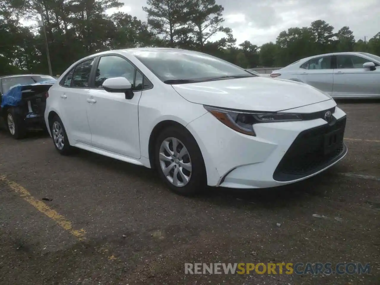 1 Photograph of a damaged car 5YFEPRAE0LP118544 TOYOTA COROLLA 2020