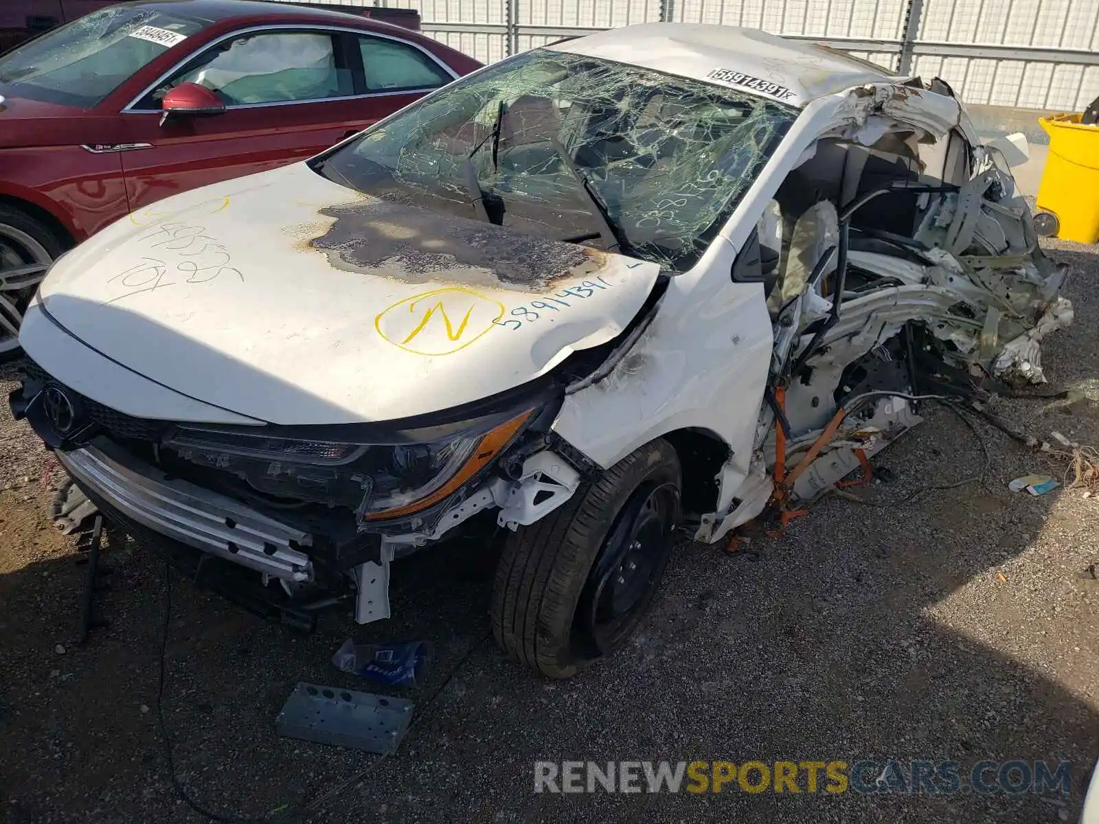 2 Photograph of a damaged car 5YFEPRAE0LP120228 TOYOTA COROLLA 2020