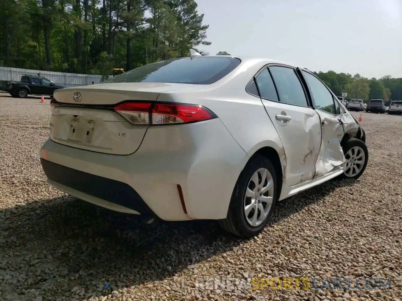 4 Photograph of a damaged car 5YFEPRAE0LP120892 TOYOTA COROLLA 2020