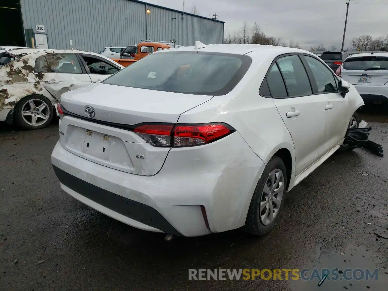 4 Photograph of a damaged car 5YFEPRAE0LP121220 TOYOTA COROLLA 2020