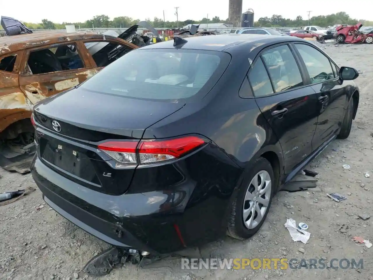 4 Photograph of a damaged car 5YFEPRAE0LP122108 TOYOTA COROLLA 2020