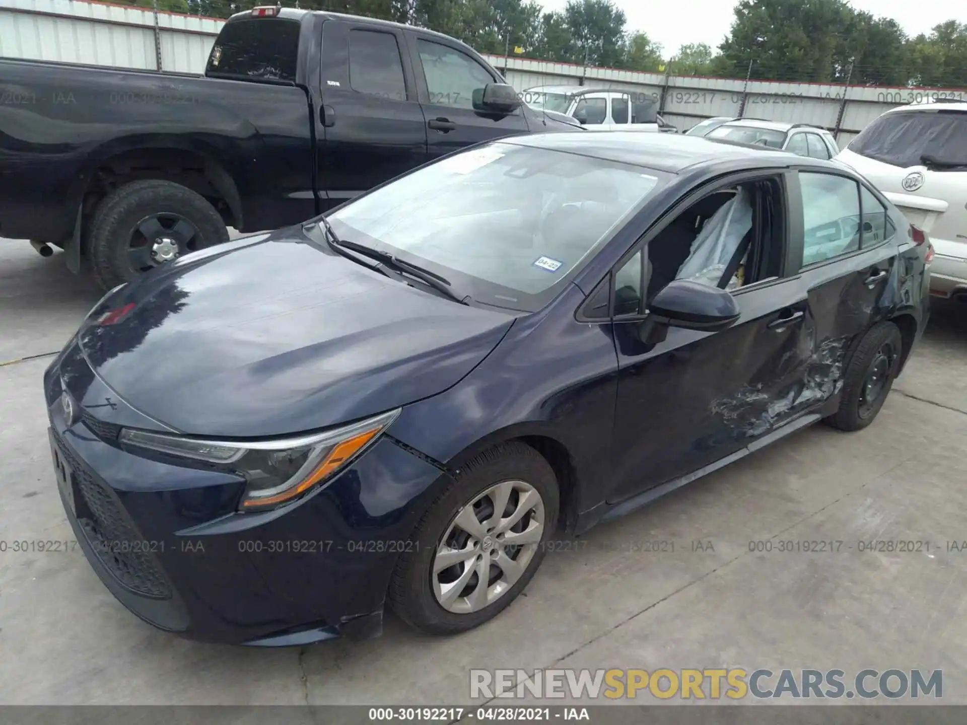 2 Photograph of a damaged car 5YFEPRAE0LP123954 TOYOTA COROLLA 2020