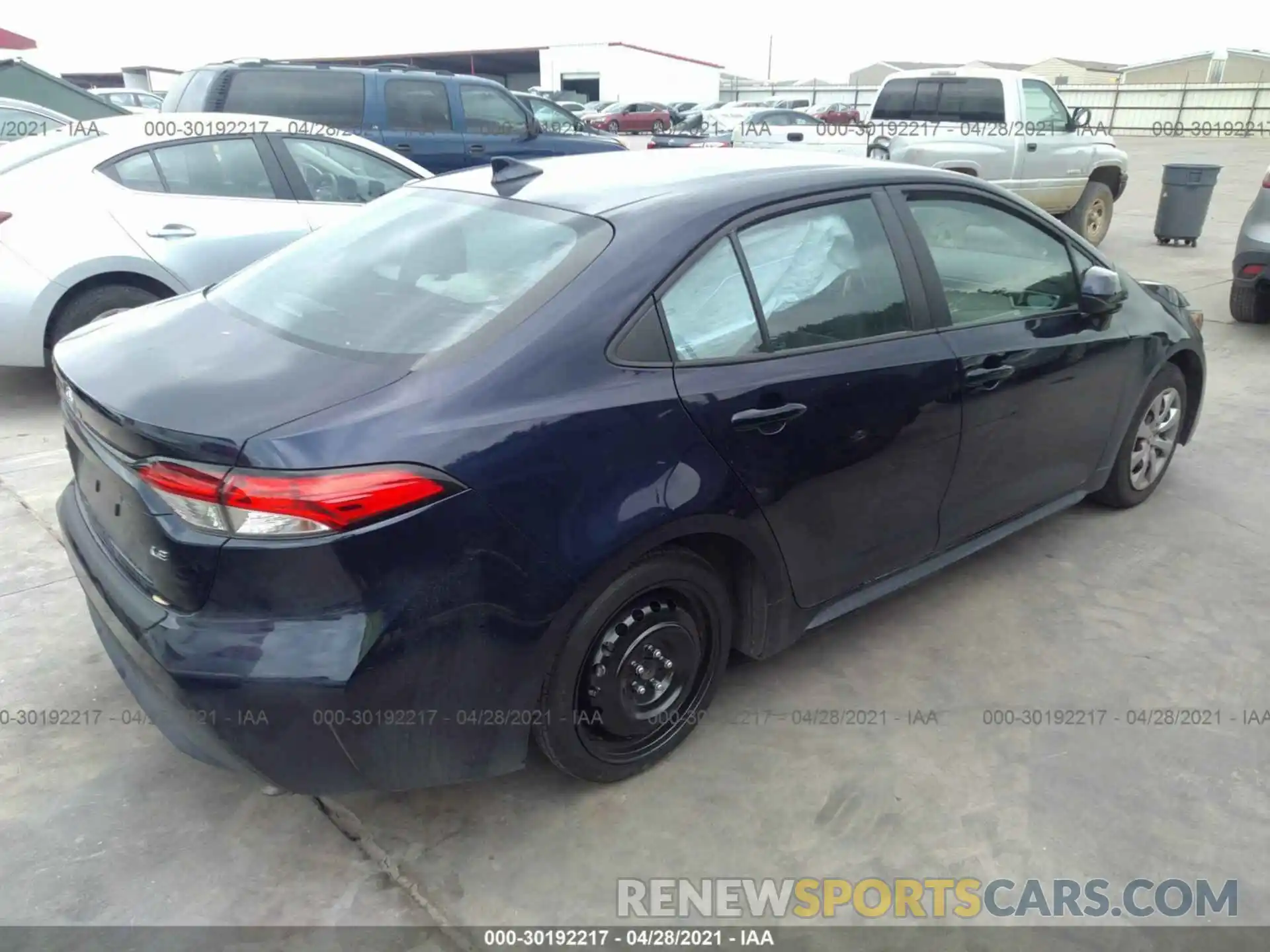 4 Photograph of a damaged car 5YFEPRAE0LP123954 TOYOTA COROLLA 2020