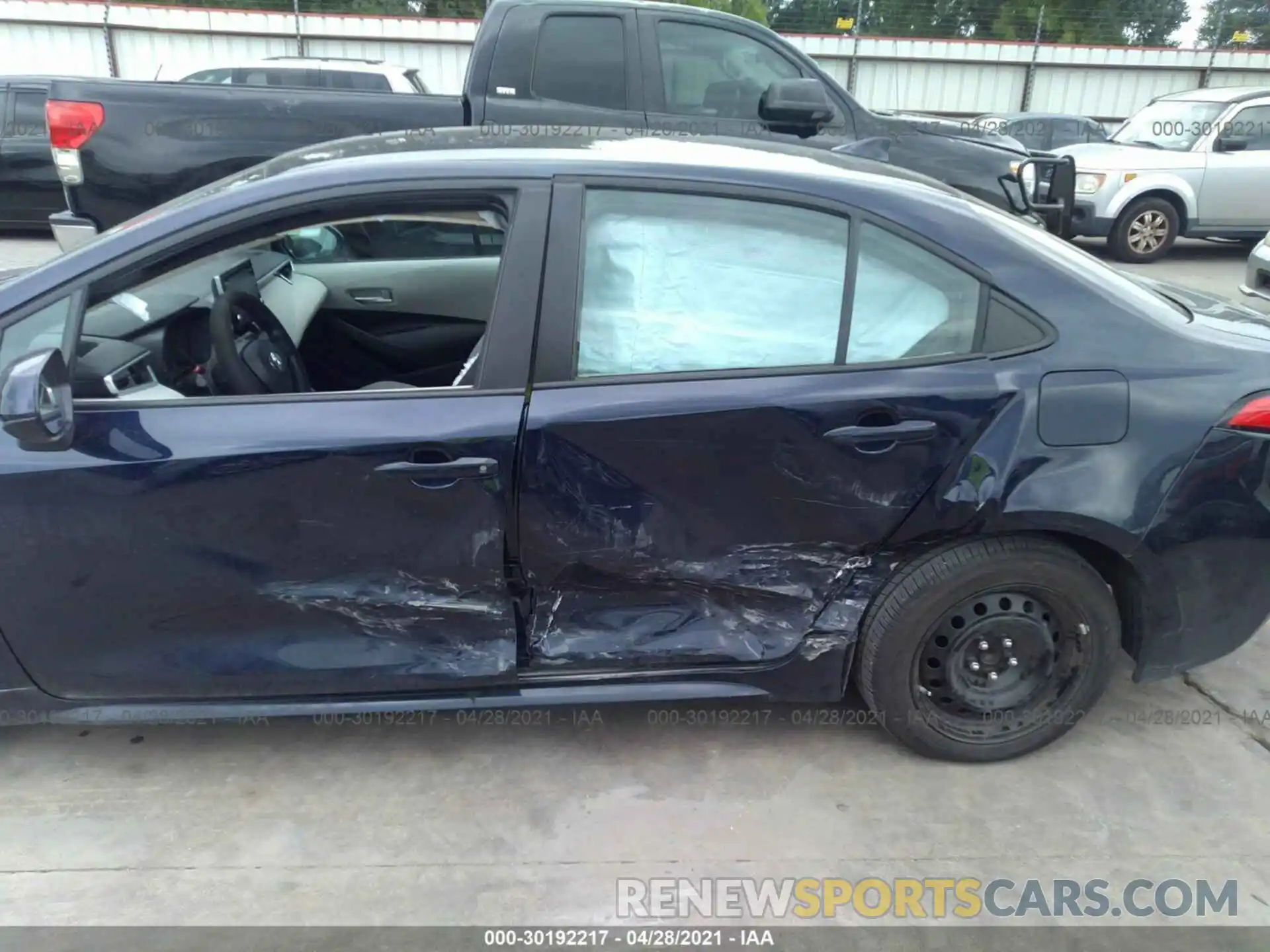 6 Photograph of a damaged car 5YFEPRAE0LP123954 TOYOTA COROLLA 2020